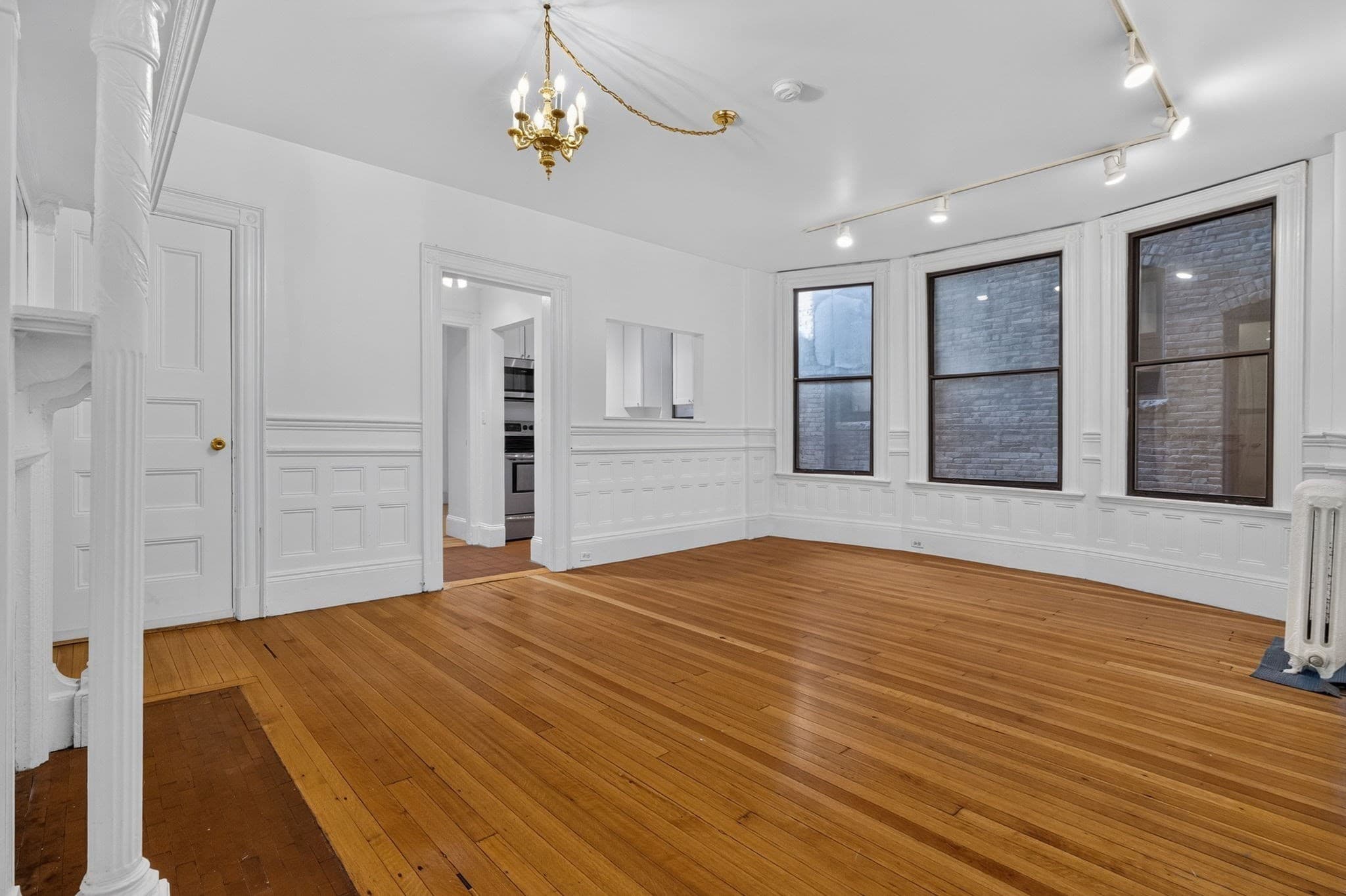 Condominium at 362 Commonwealth Ave # 4D, Boston MA 02115, photo 3 of 30
