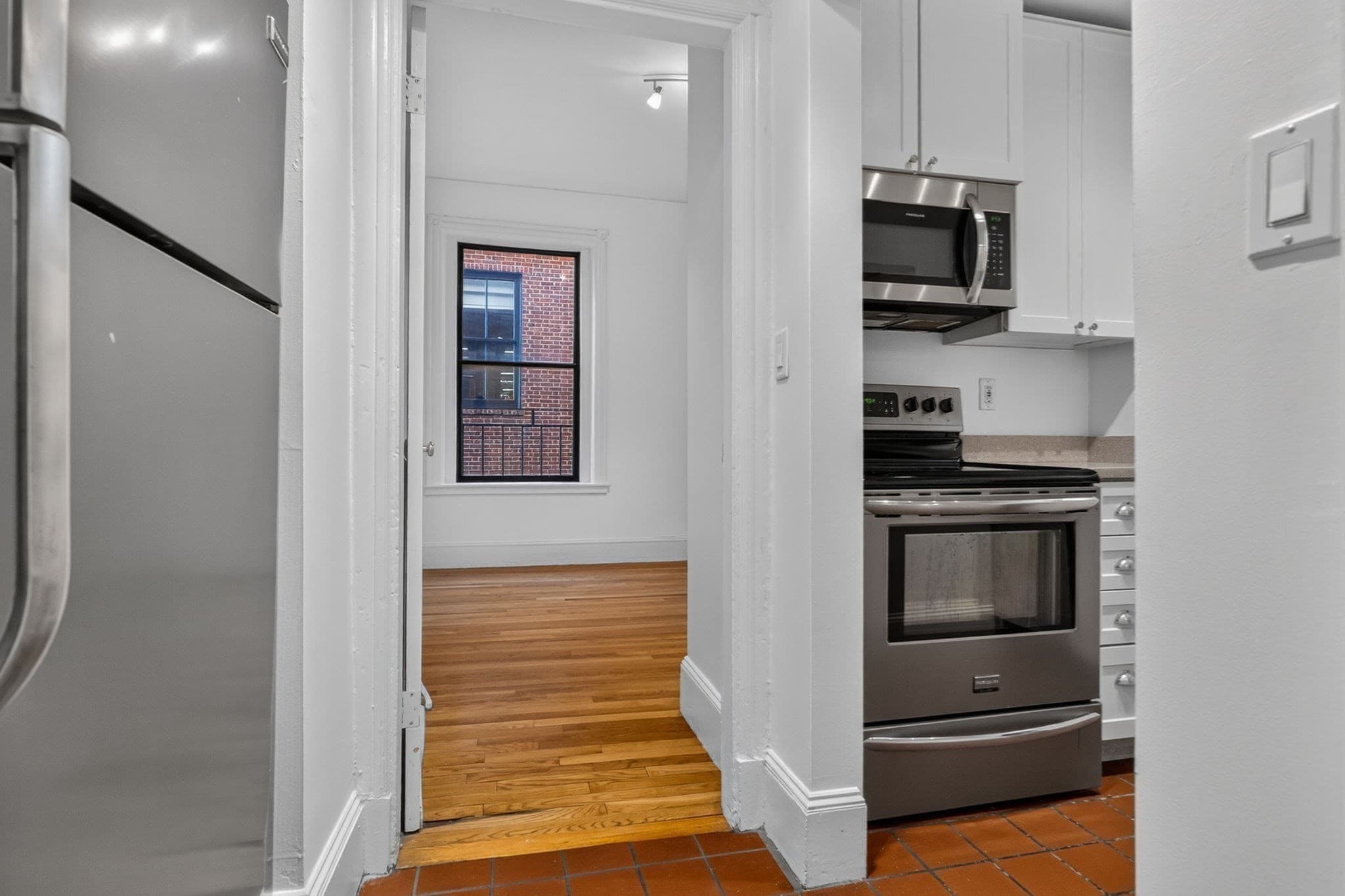 Condominium at 362 Commonwealth Ave # 4D, Boston MA 02115, photo 10 of 30