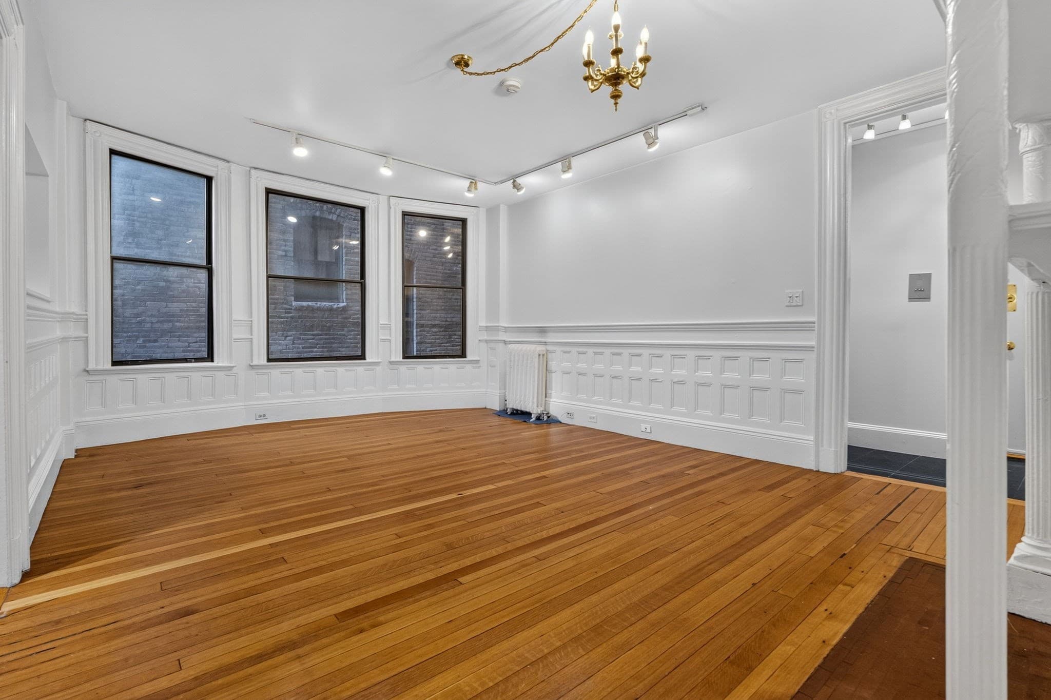 Condominium at 362 Commonwealth Ave # 4D, Boston MA 02115, photo 4 of 30