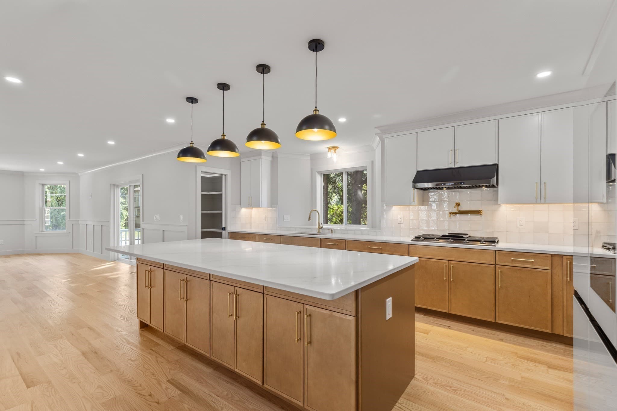 Single Family Residence at 62. Summit Ave, Sharon MA 02067, photo 4 of 37