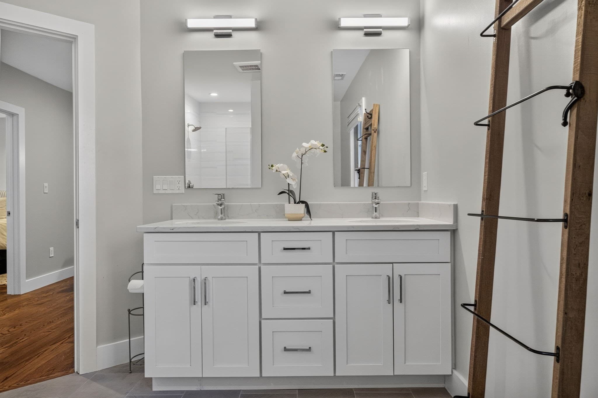 Condominium at 611 Centre St # 1, Newton MA 02458, photo 30 of 42