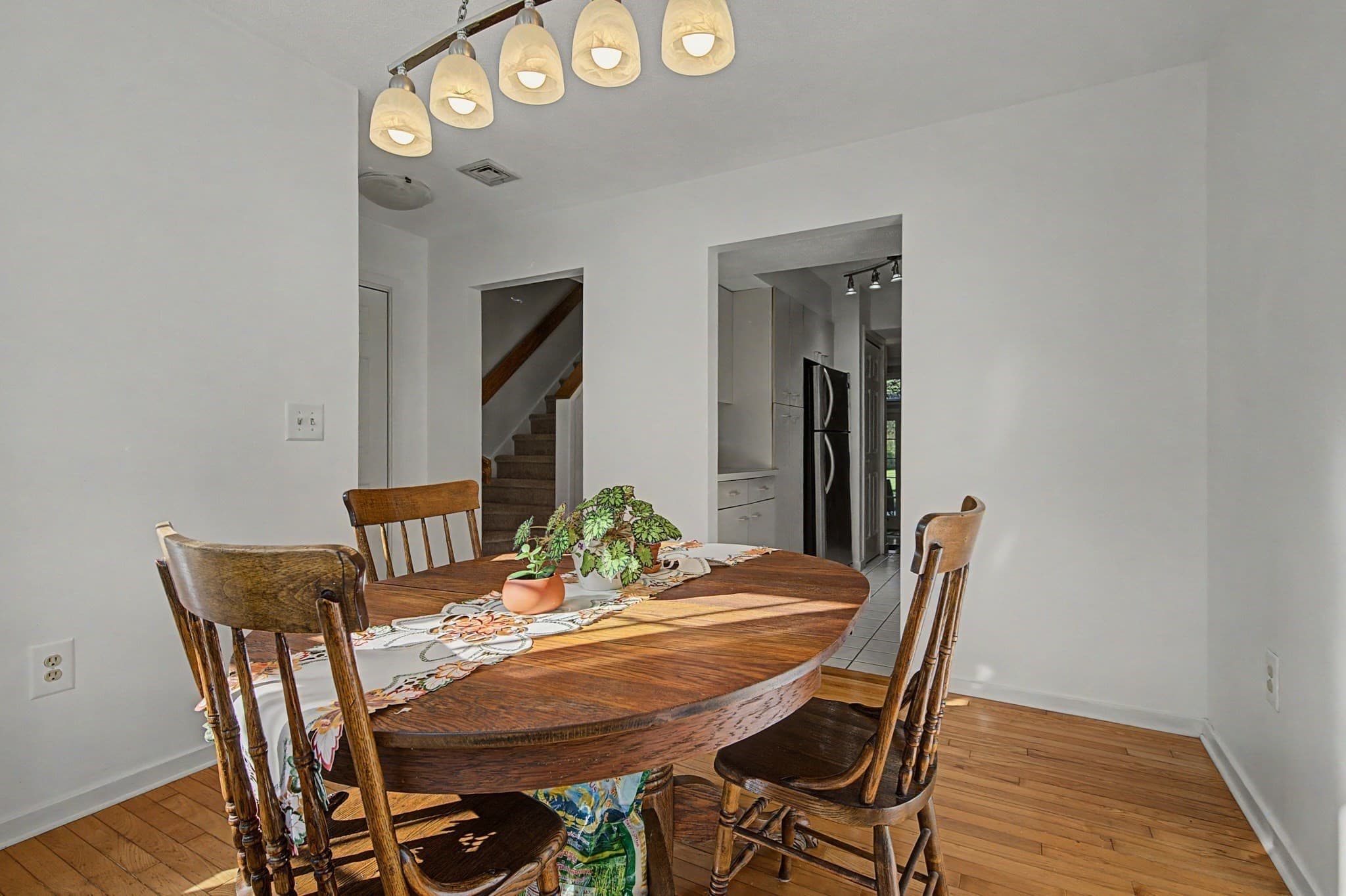 Condominium at 65 Amity Pl # 65, Amherst MA 01002, photo 6 of 38