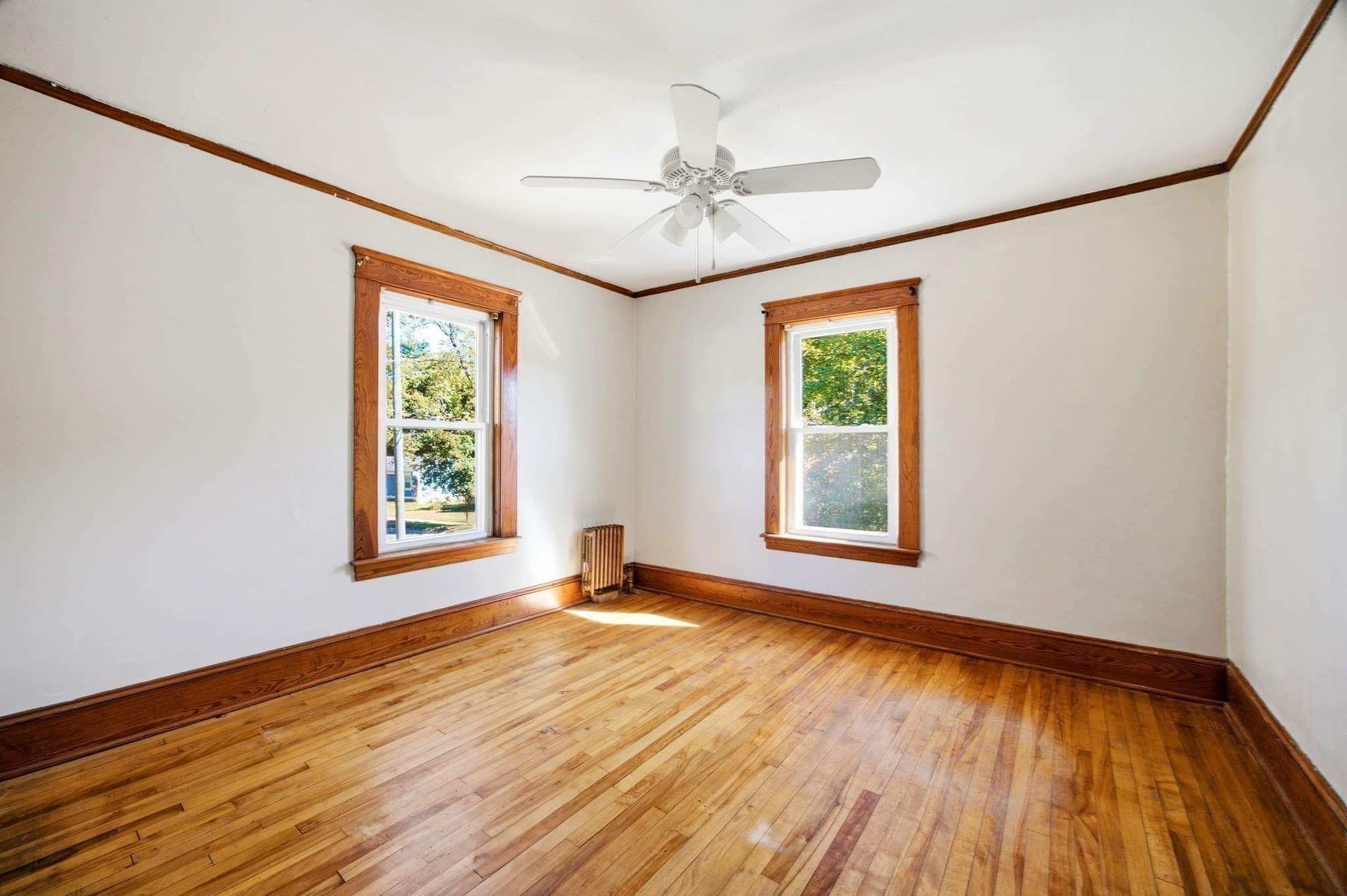 Single Family Residence at 25 Park Ave, Greenfield MA 01301, photo 28 of 36
