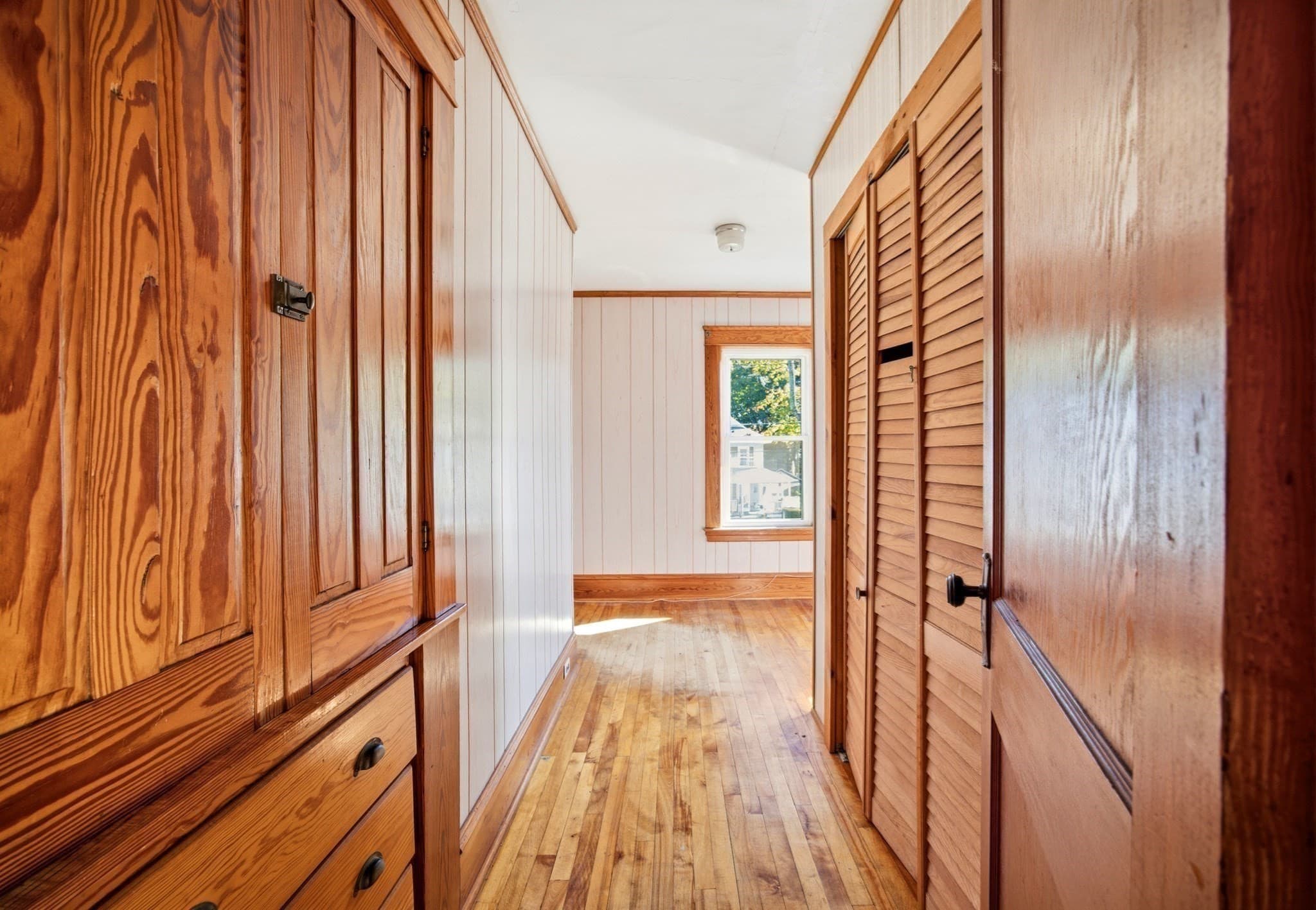 Single Family Residence at 25 Park Ave, Greenfield MA 01301, photo 33 of 36