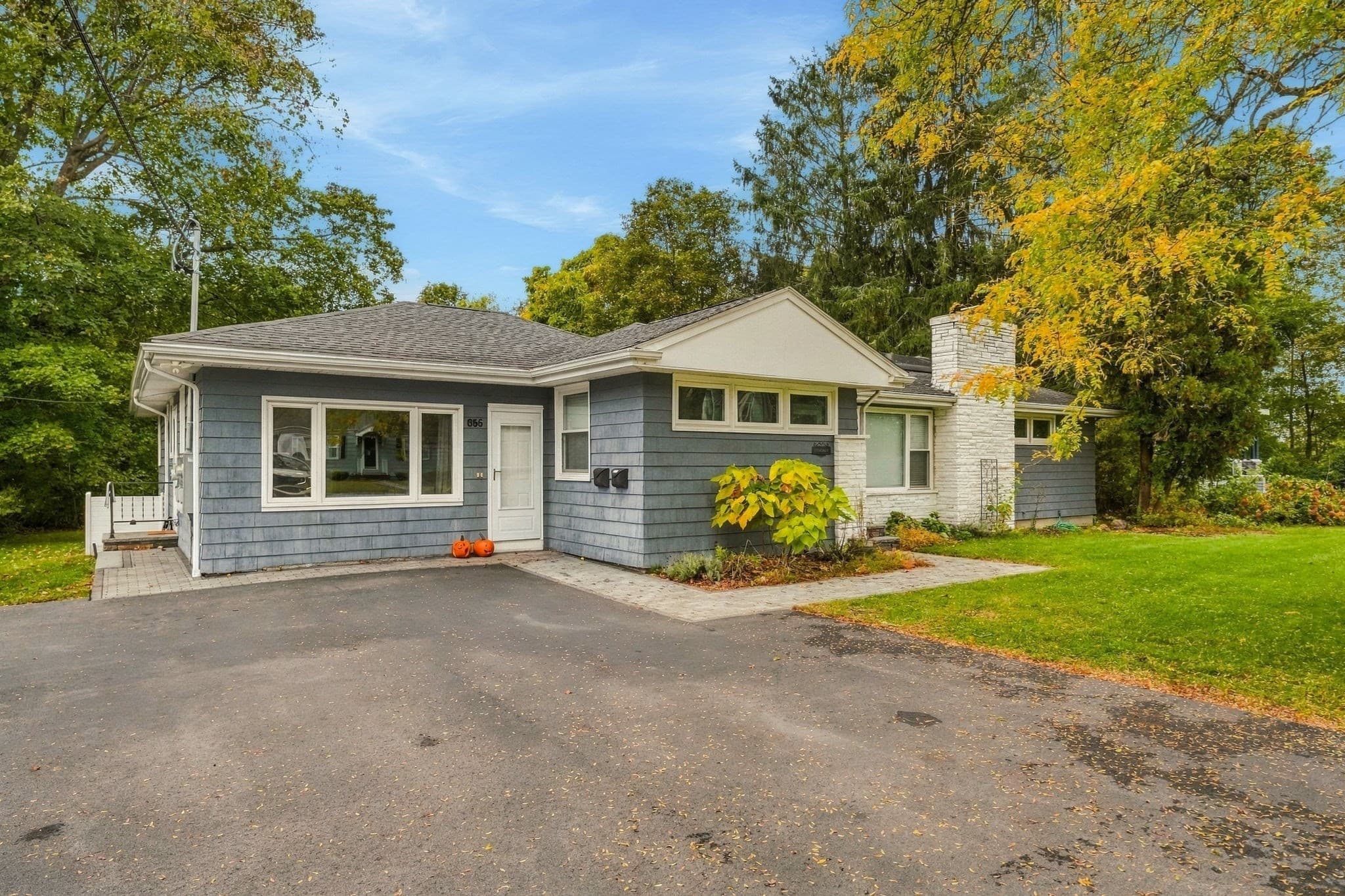 2 Family - 2 Units Side by Side at 655 Gardners Neck Rd, Swansea MA 02777, photo 2 of 42