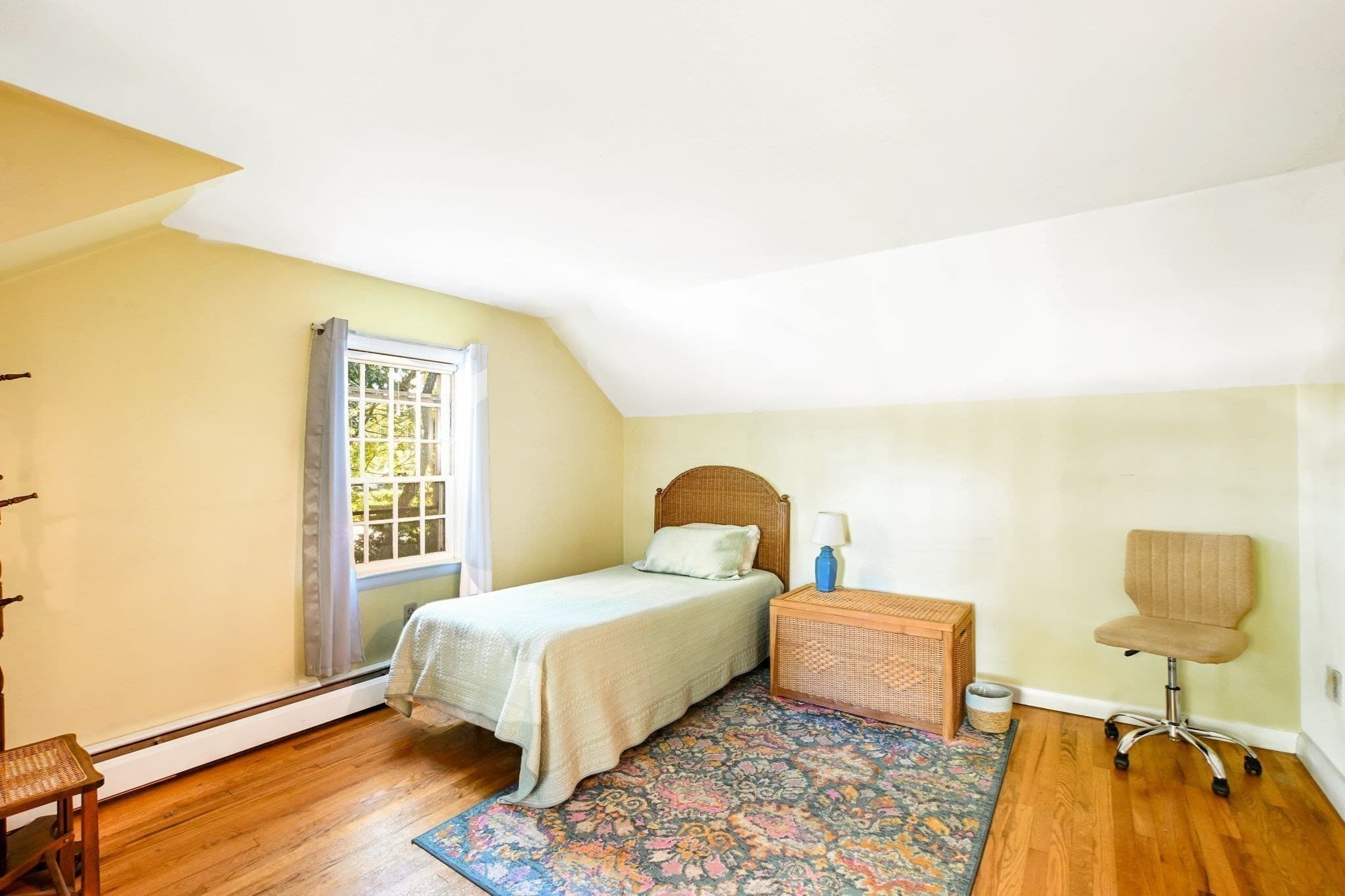 Single Family Residence at 28 Annette Ave, Falmouth MA 02536, photo 15 of 34