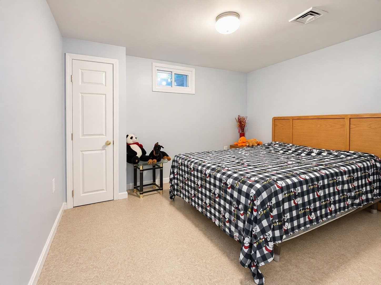 Single Family Residence at 231 Waltham St, Newton MA 02465, photo 18 of 24
