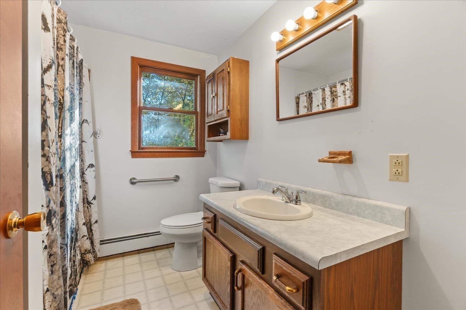 Single Family Residence at 59 Iroquois Street, Worcester MA 01602, photo 21 of 32