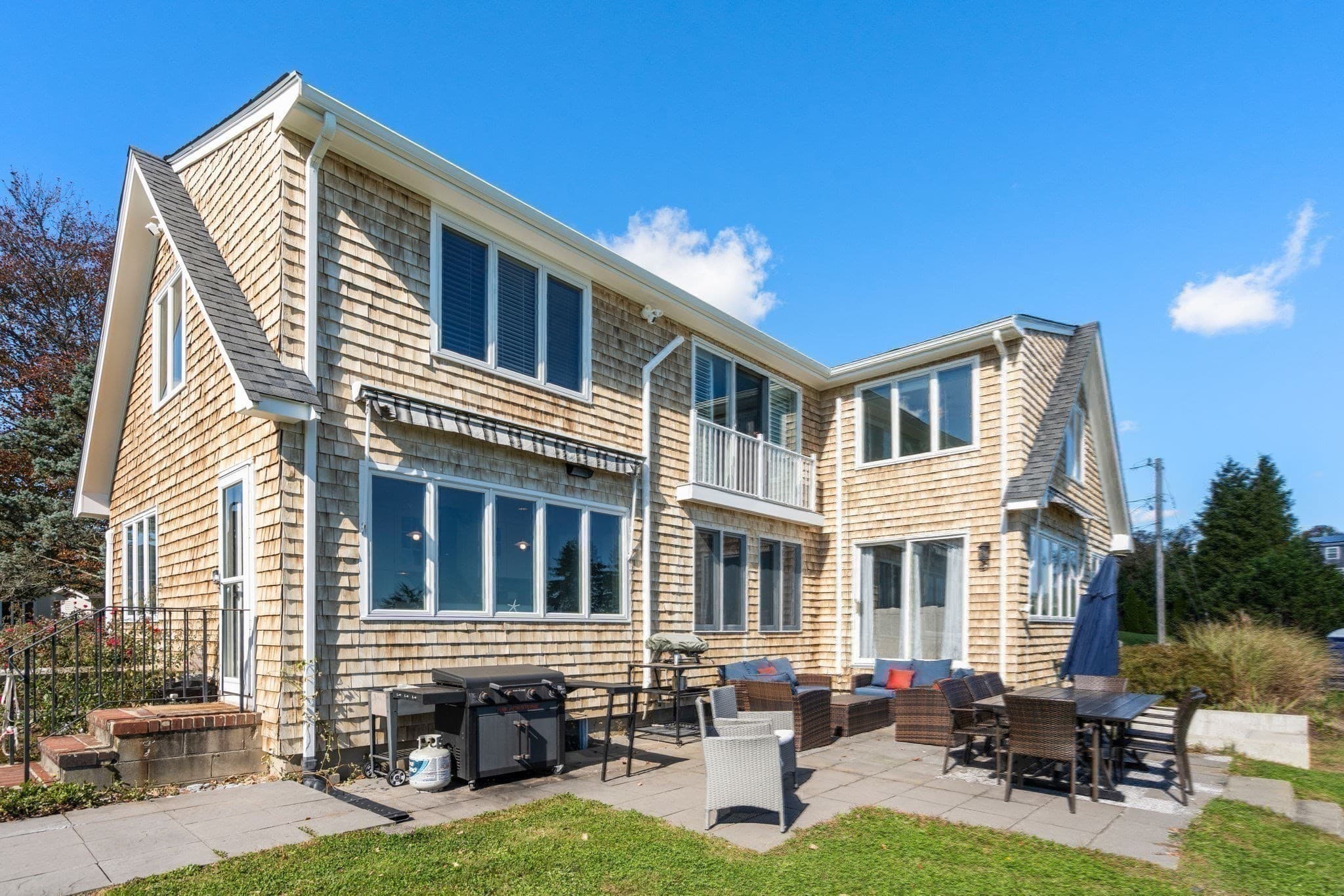 Single Family Residence at 7 Pebble Ln, Kingston MA 02364, photo 34 of 41