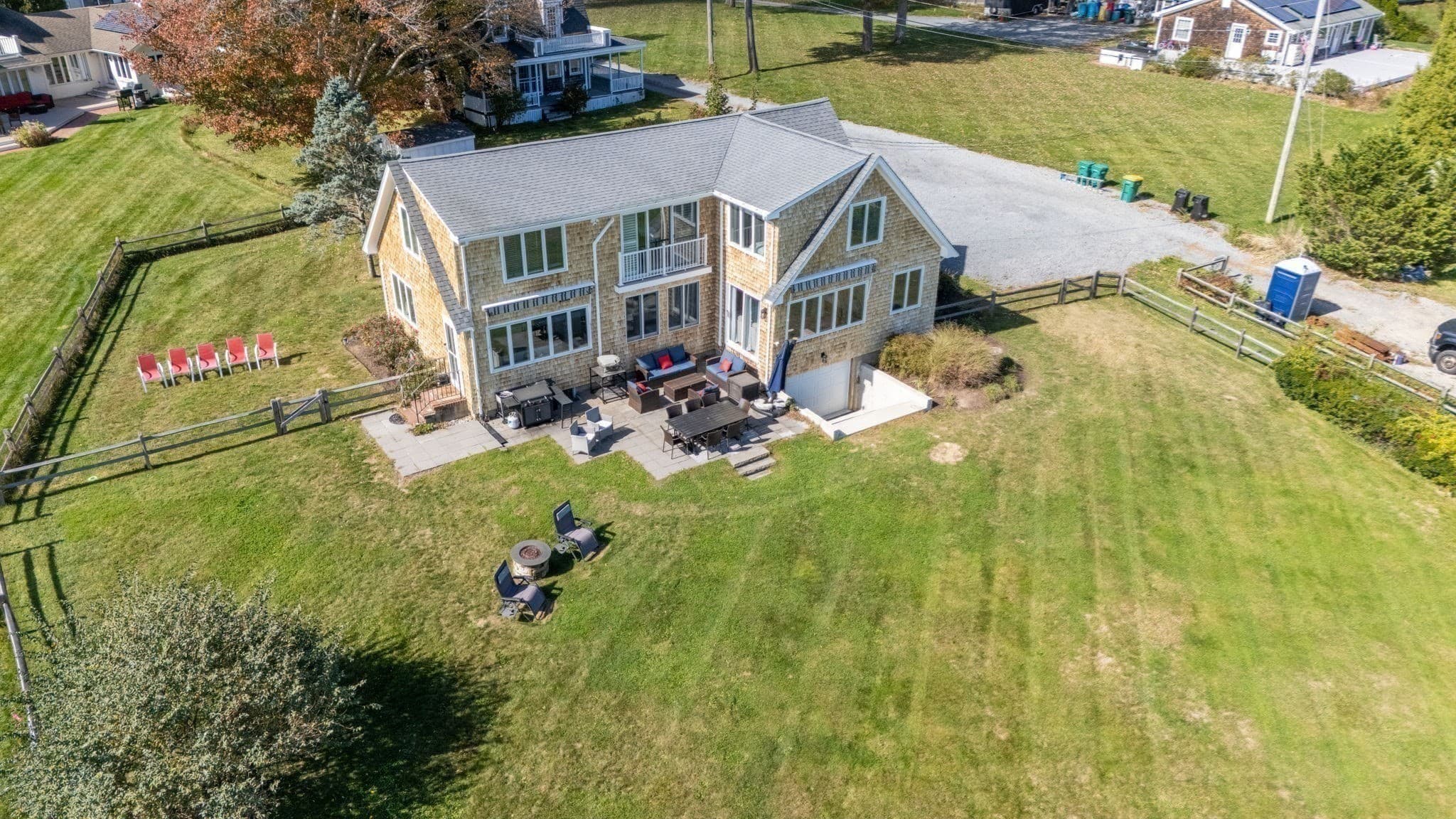 Single Family Residence at 7 Pebble Ln, Kingston MA 02364, photo 4 of 41