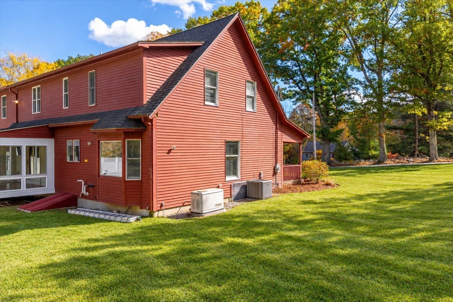 Single Family Residence at 164 Baldwin Street, Leicester MA 01524, photo 5 of 42