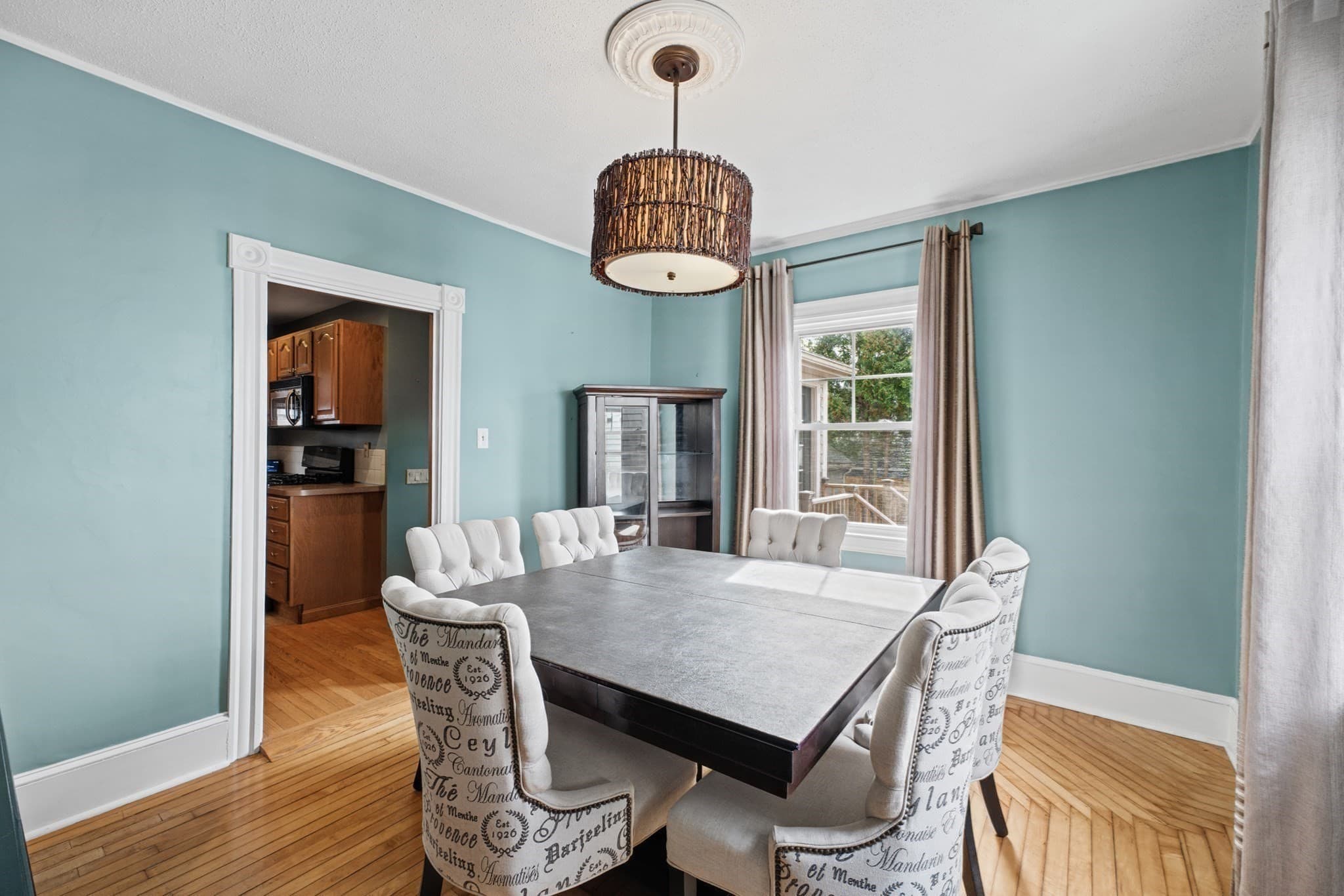 Single Family Residence at 194 Clinton St, New Bedford MA 02740, photo 9 of 33