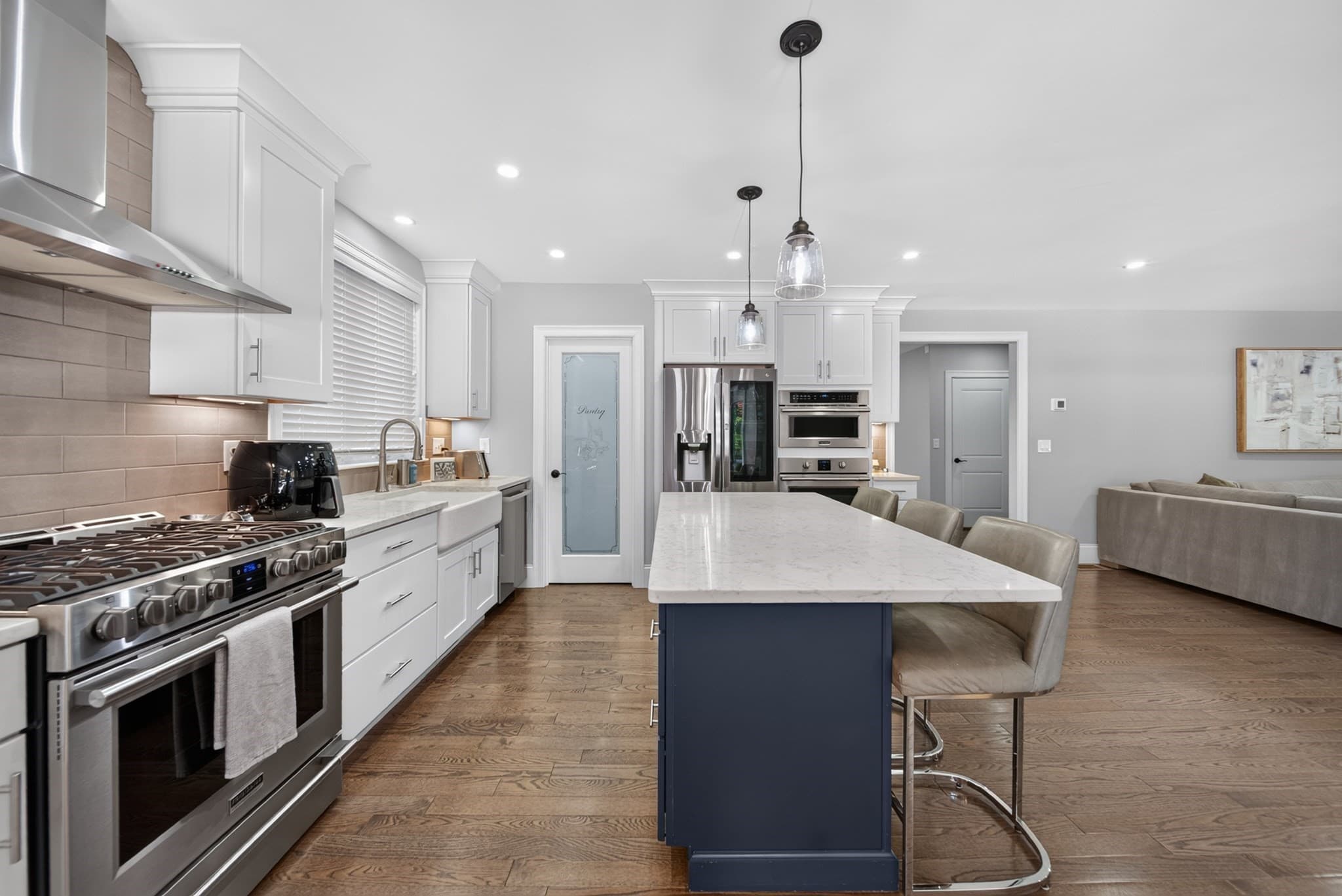 Single Family Residence at 24 Douglas St, Weymouth MA 02190, photo 7 of 39