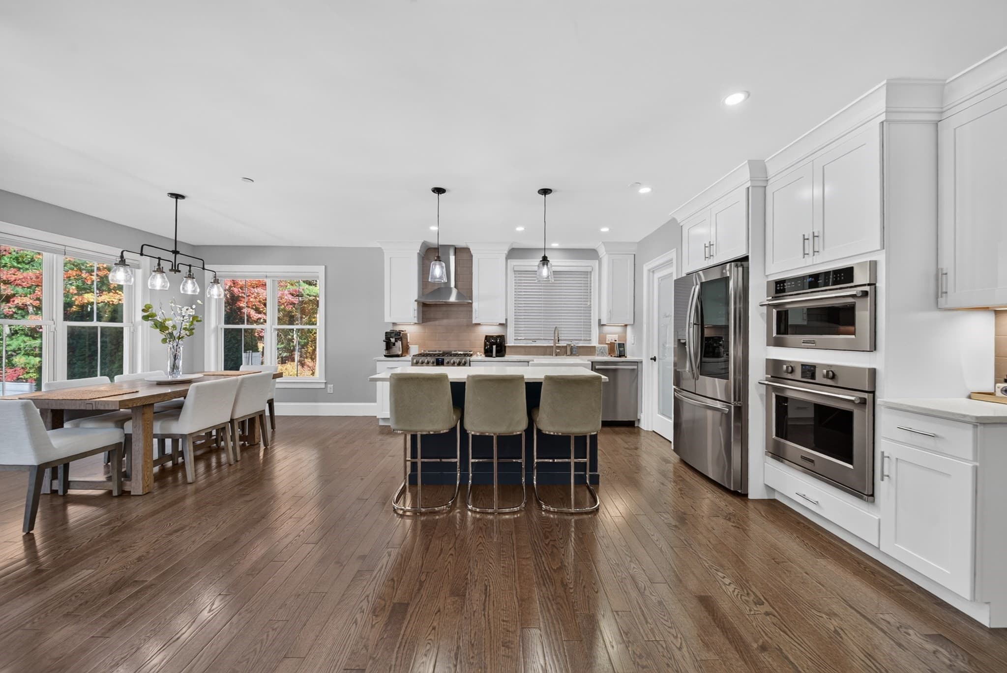 Single Family Residence at 24 Douglas St, Weymouth MA 02190, photo 5 of 39