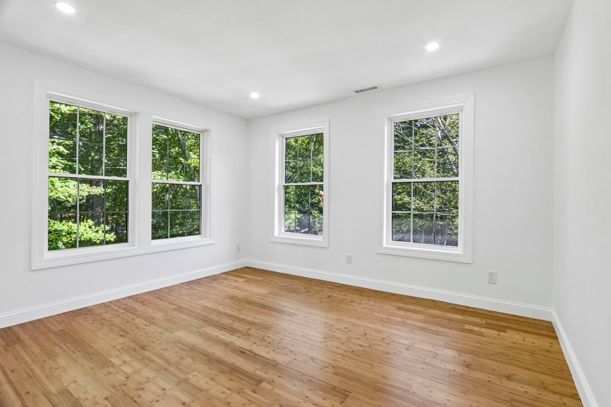Single Family Residence at 21 Rockwood Heights Rd, Manchester MA 01944, photo 25 of 42