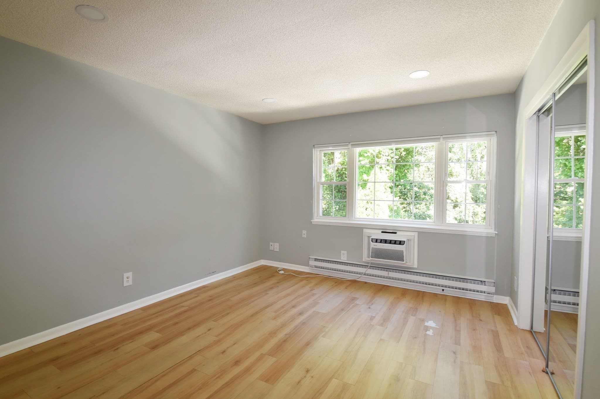 Condominium at 41 Foundry St # 3, Easton MA 02375, photo 6 of 27