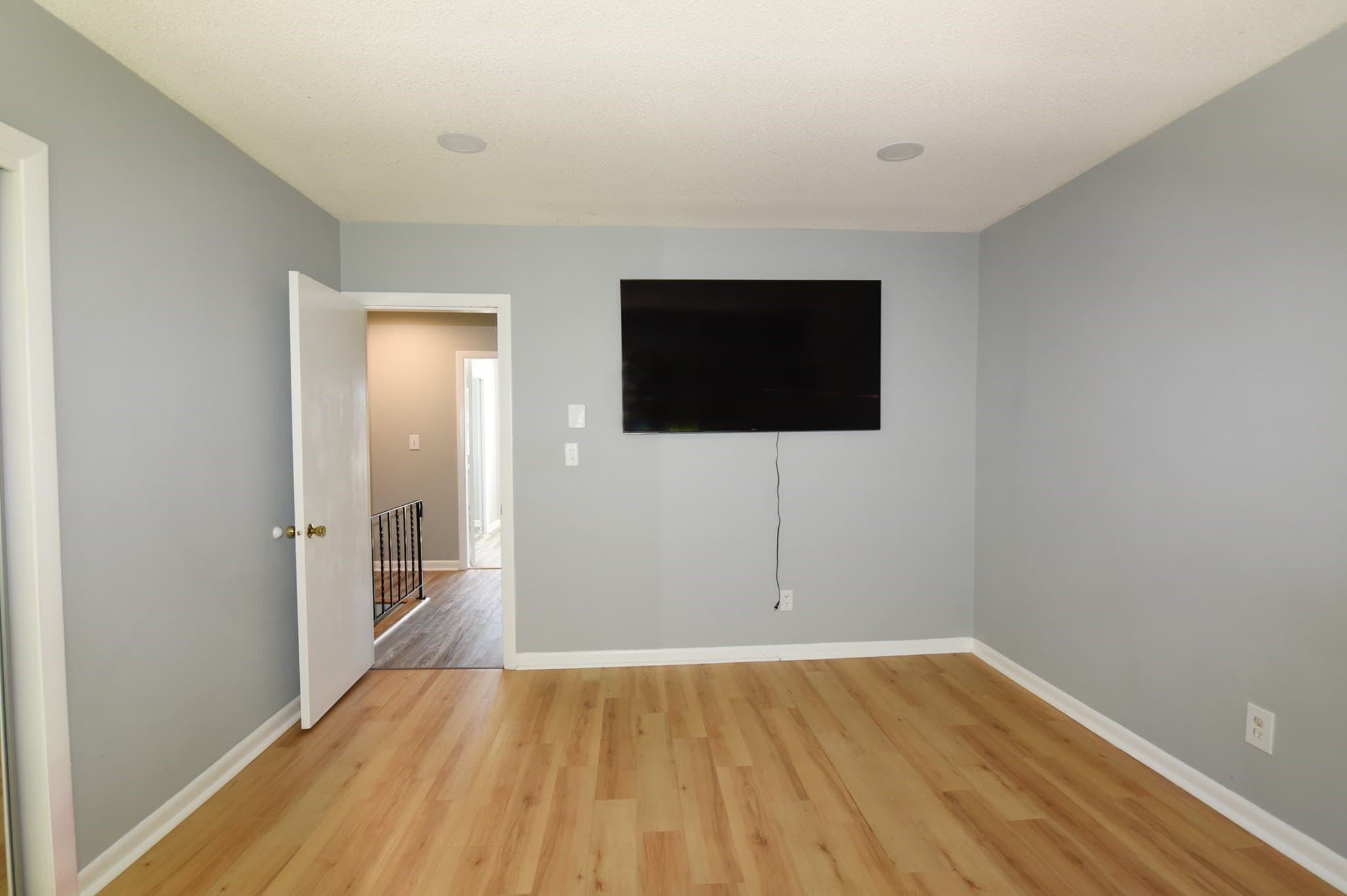 Condominium at 41 Foundry St # 3, Easton MA 02375, photo 8 of 27