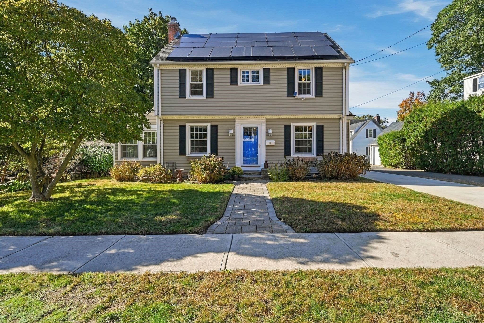 14 Windsor Place, Longmeadow MA 01106