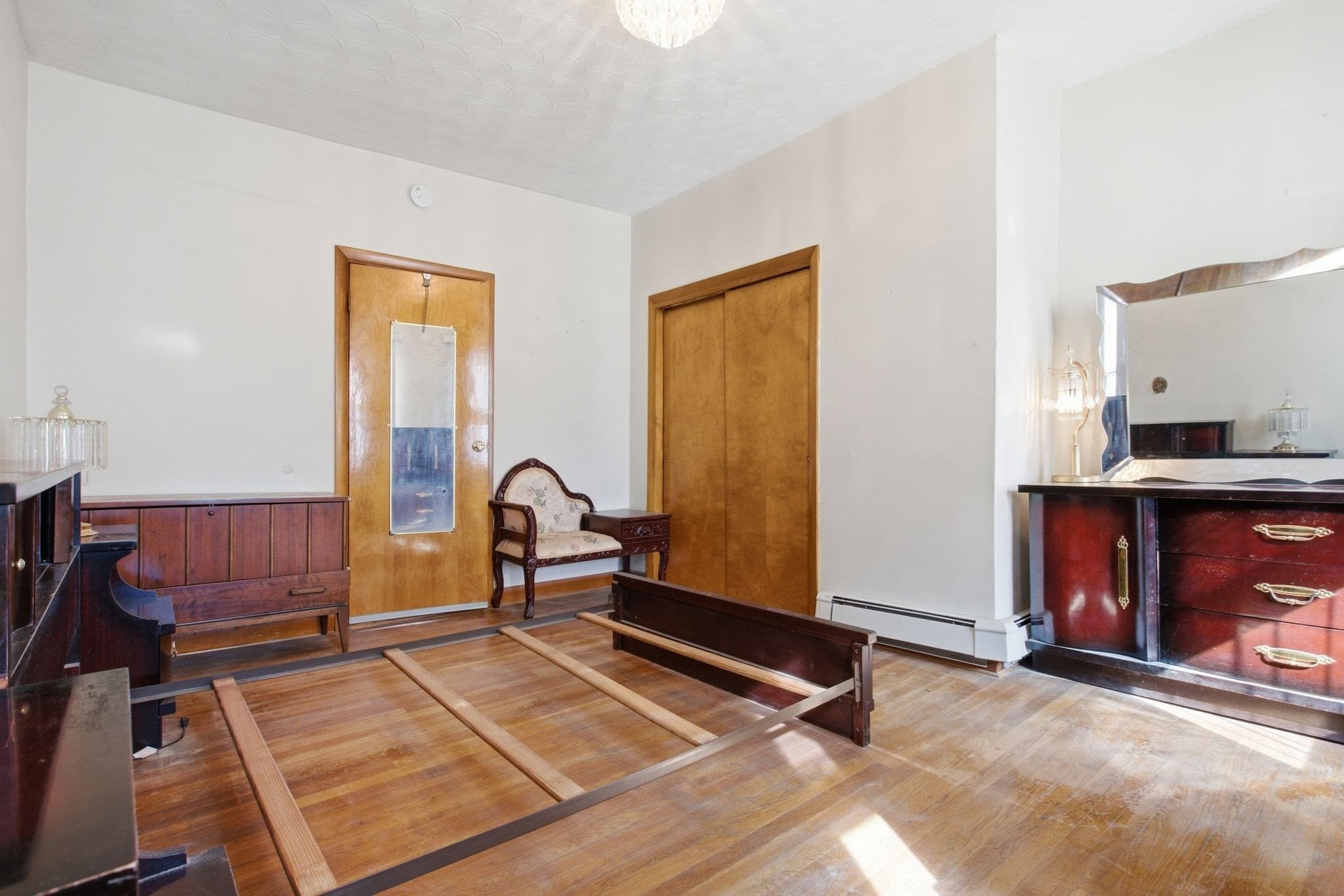 3 Family at 94 Chelsea St, Boston MA 02128, photo 23 of 42