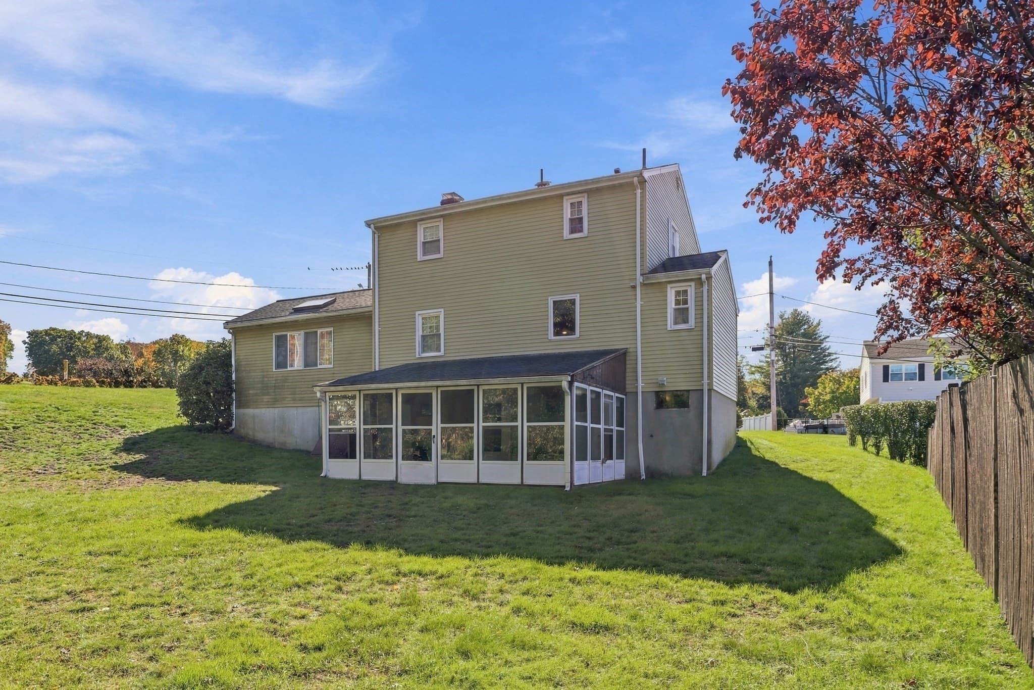 Single Family Residence at 6 Exeter Dr, Woburn MA 01801, photo 26 of 34