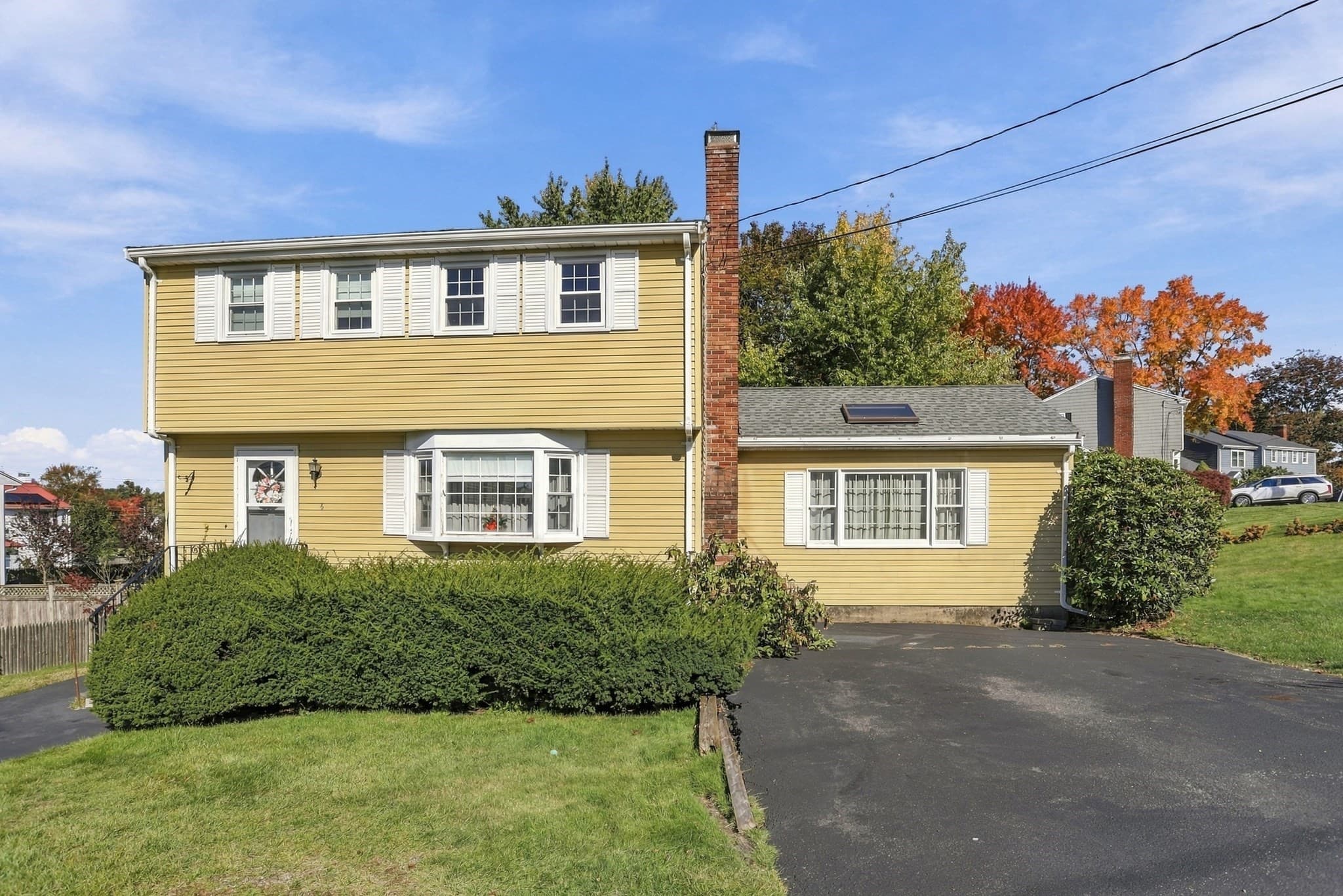 6 Exeter Dr, Woburn MA 01801