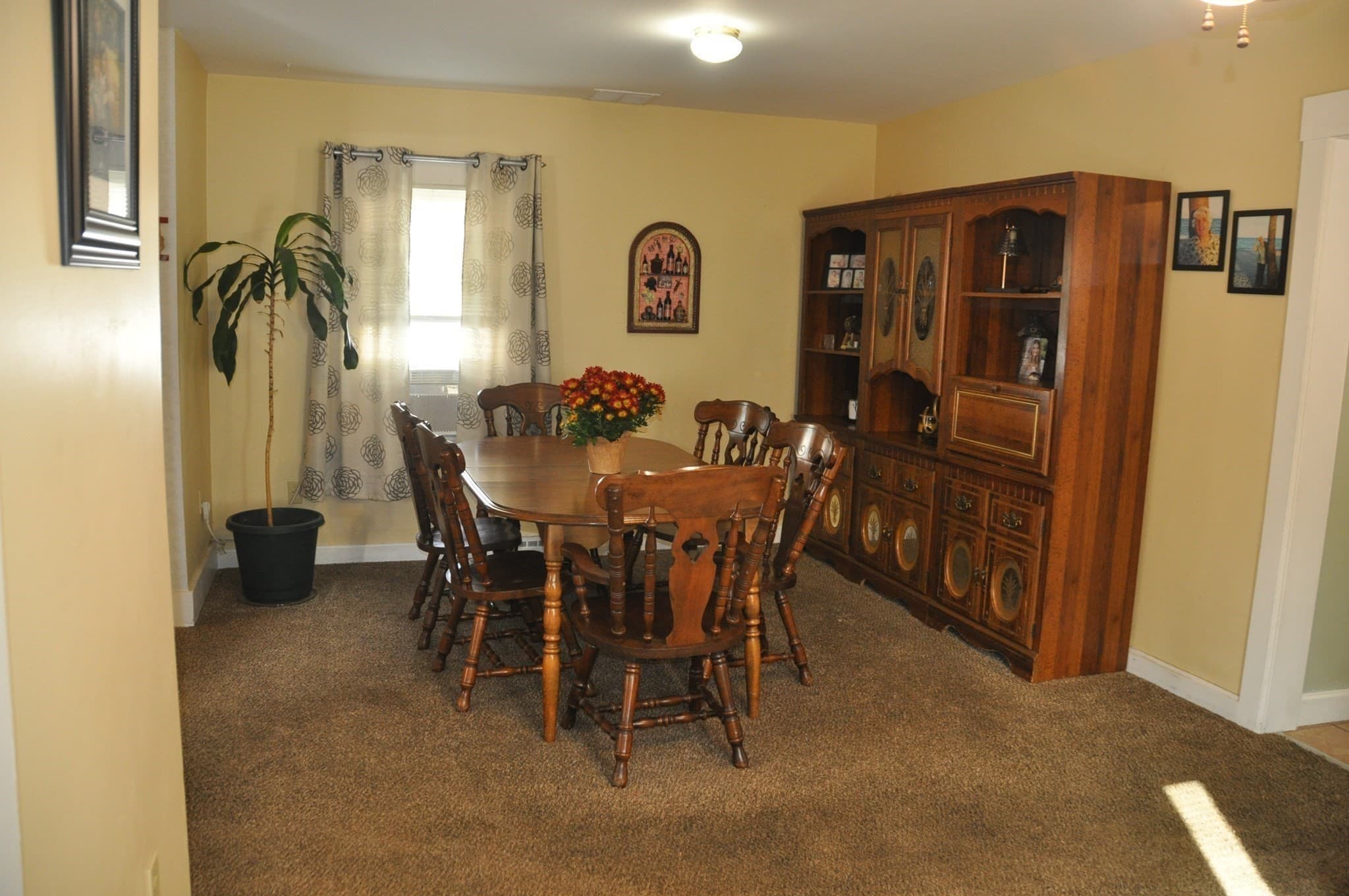 Single Family Residence at 18 Morris, Fitchburg MA 01420, photo 2 of 30