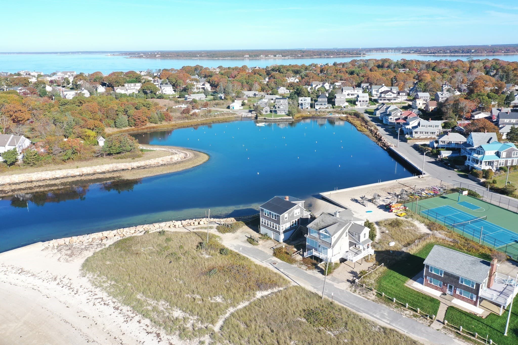 Single Family Residence at 354 Wild Harbor Rd, Falmouth MA 02556, photo 9 of 17
