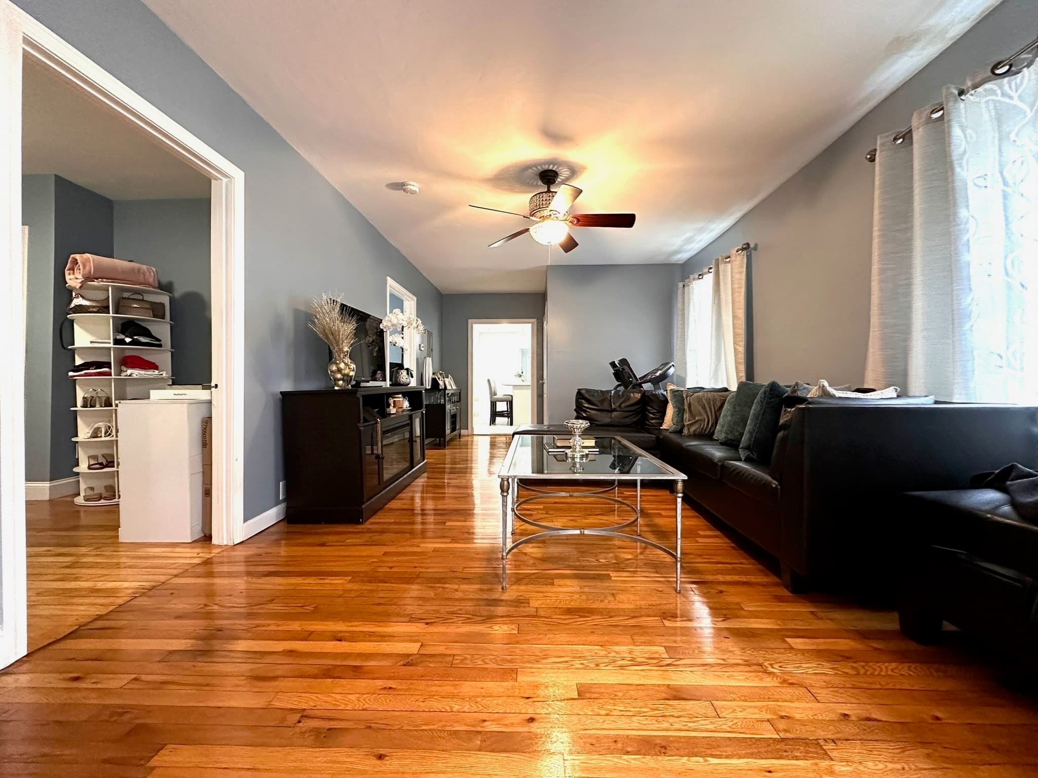 Single Family Residence at 12 Hobson Ave, Wilmington MA 01887, photo 3 of 20