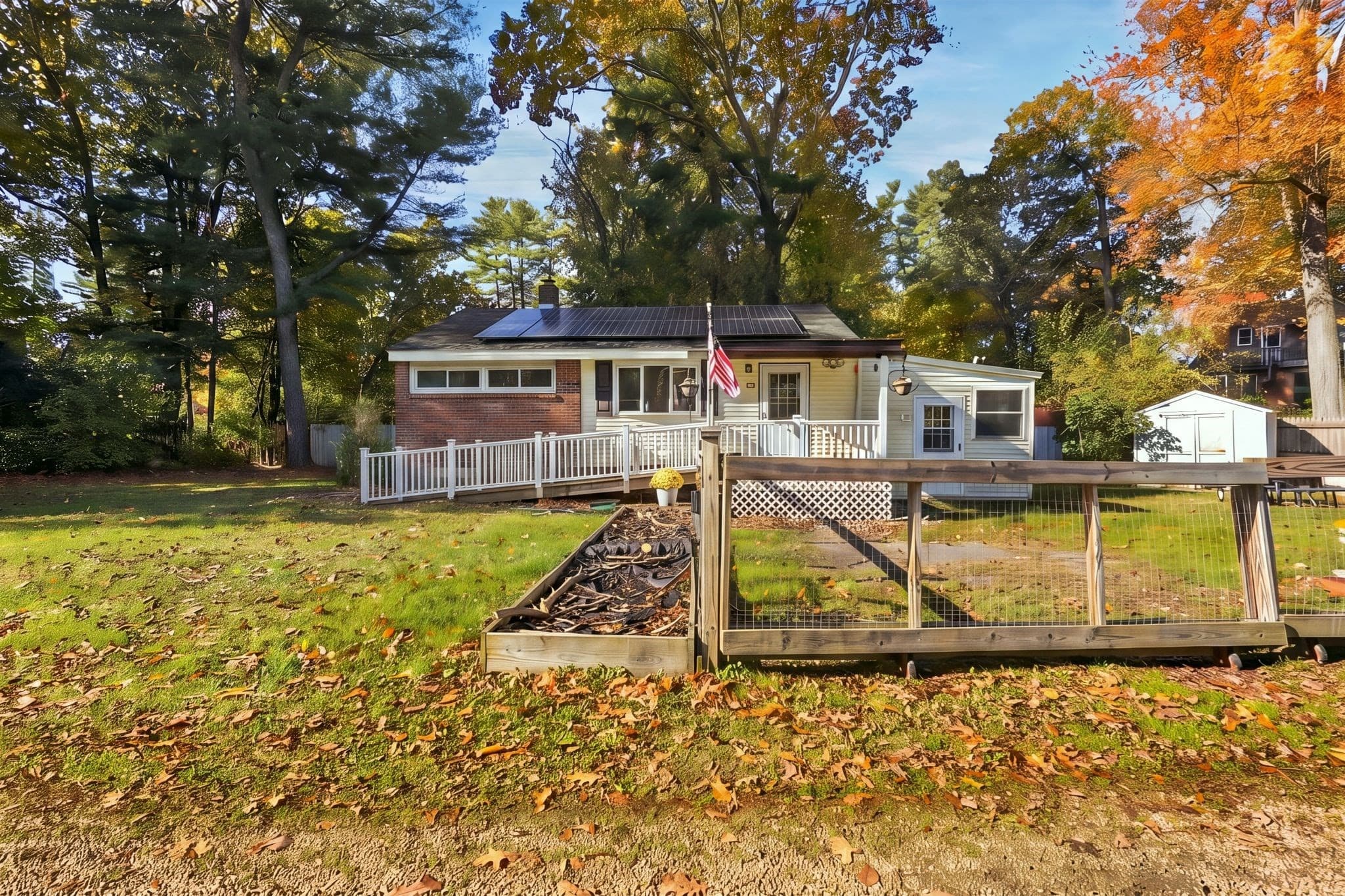 48 Poole Rd, Belchertown MA 01007