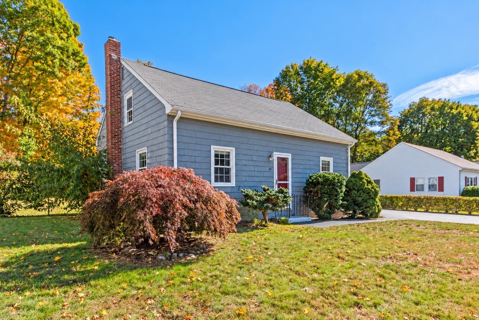 Single Family Residence at 19 Alden St, Mansfield MA 02048, photo 2 of 38
