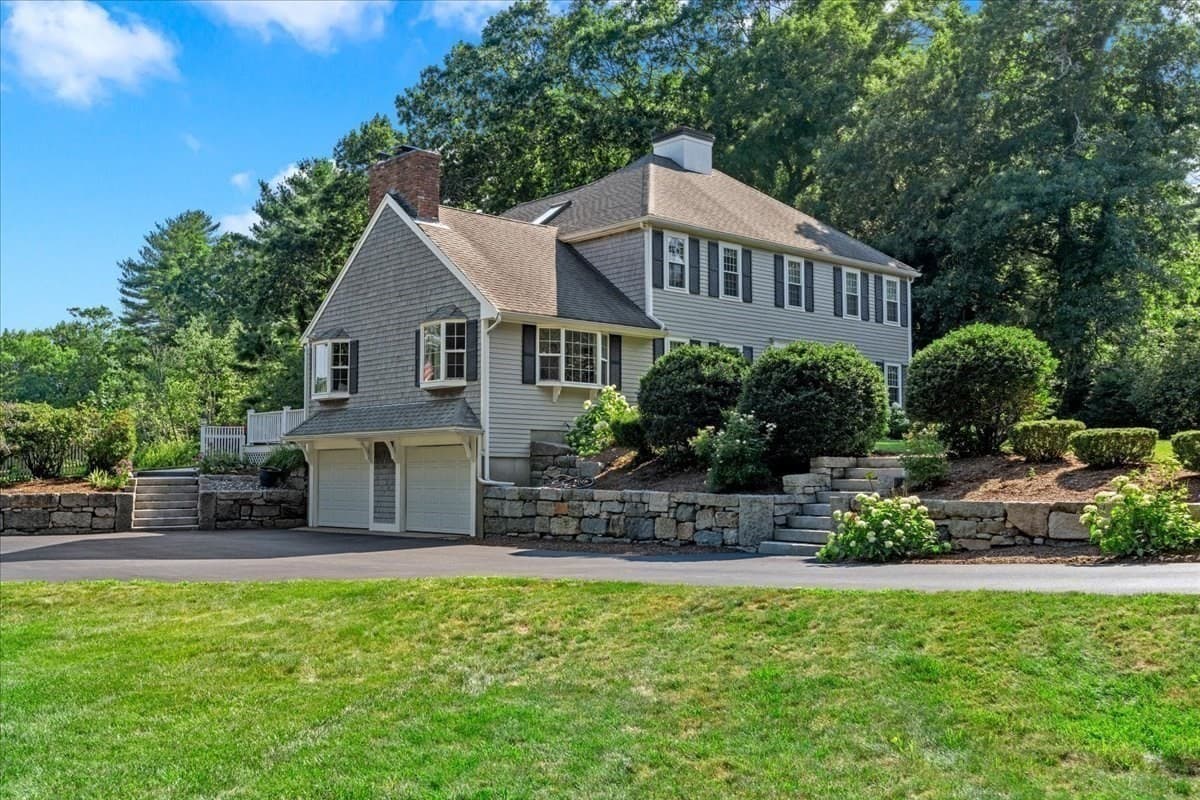 Single Family Residence at 11 The Marshes, Duxbury MA 02332, photo 2 of 42