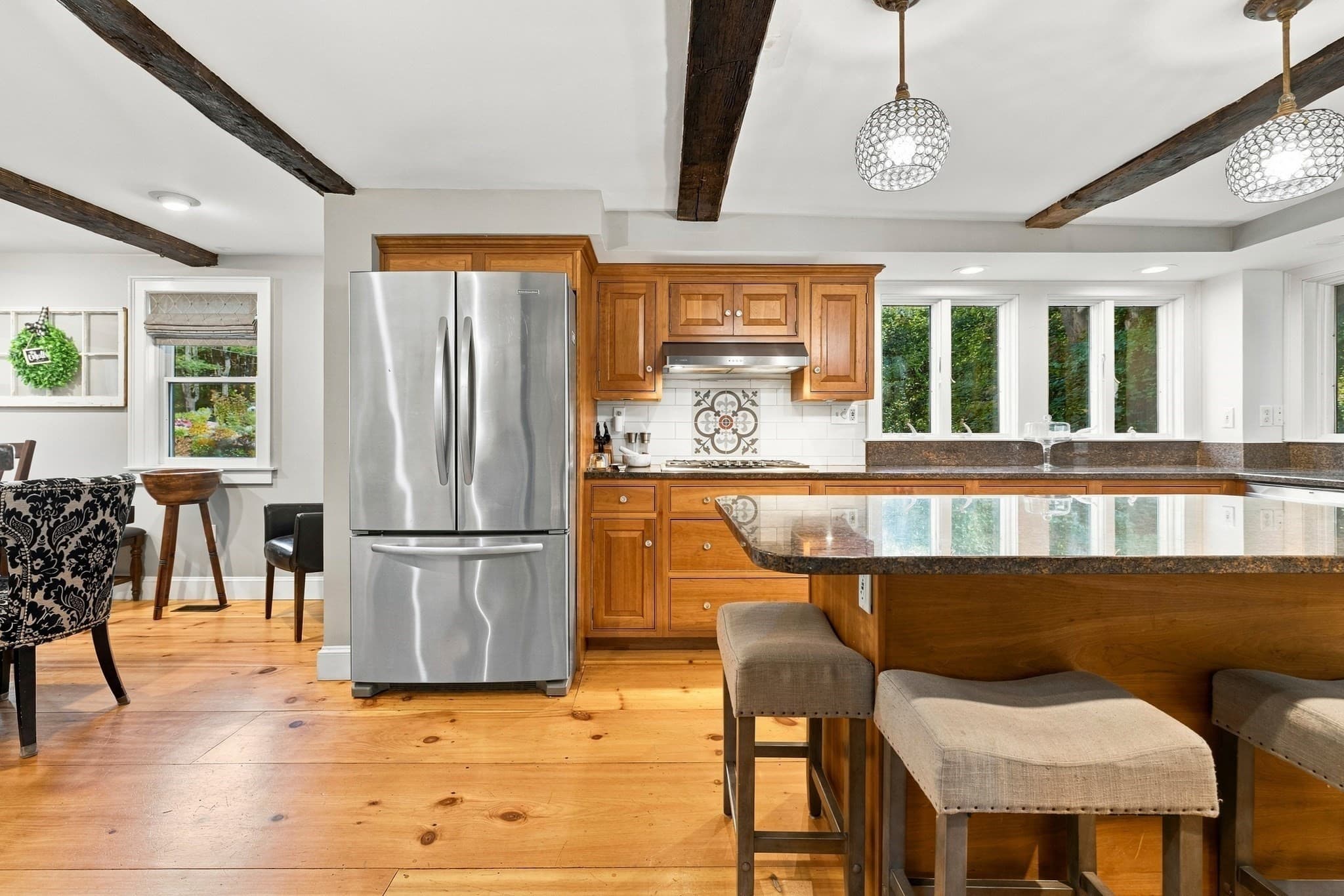 Single Family Residence at 405 Andover St, Wilmington MA 01887, photo 6 of 34