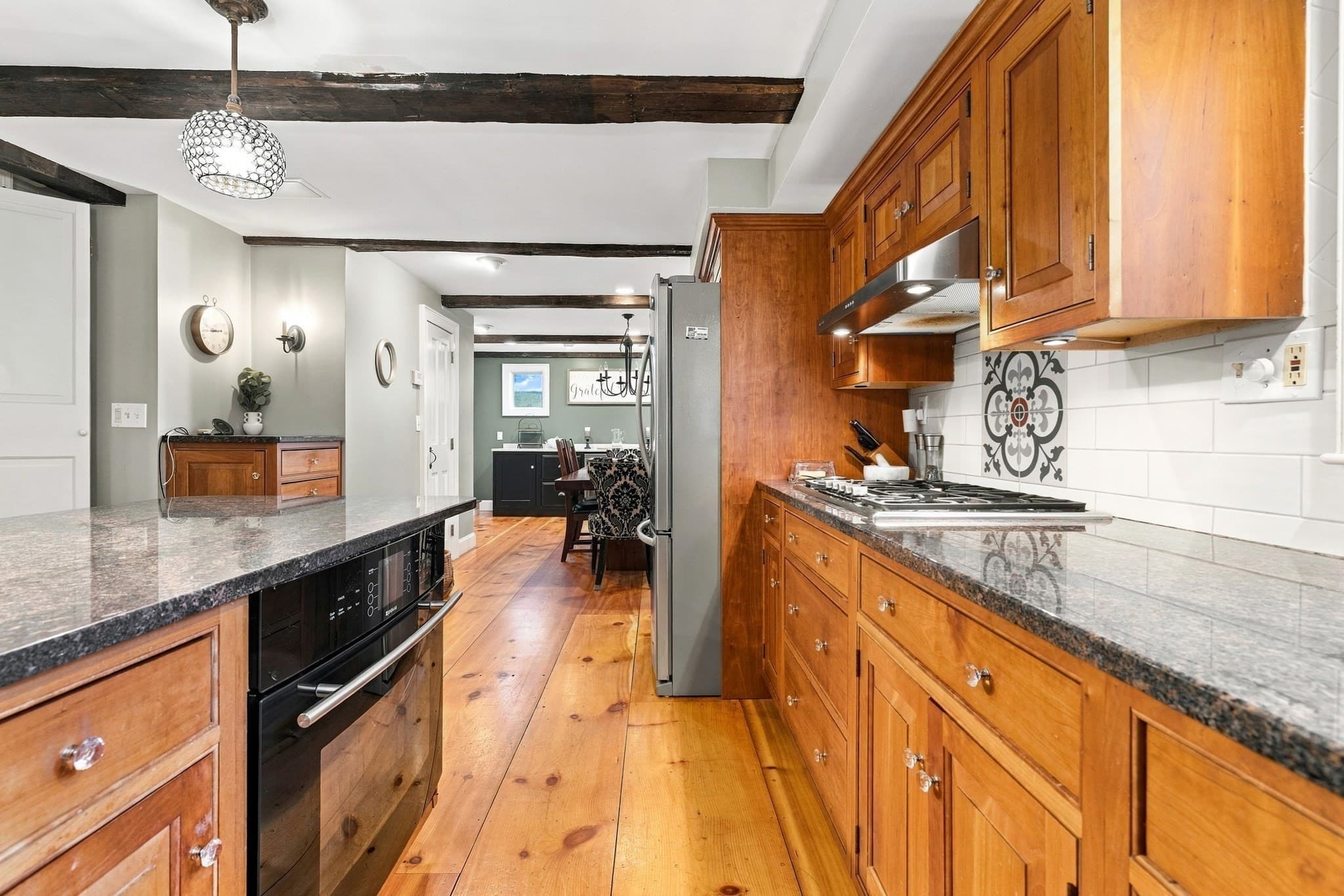 Single Family Residence at 405 Andover St, Wilmington MA 01887, photo 3 of 34