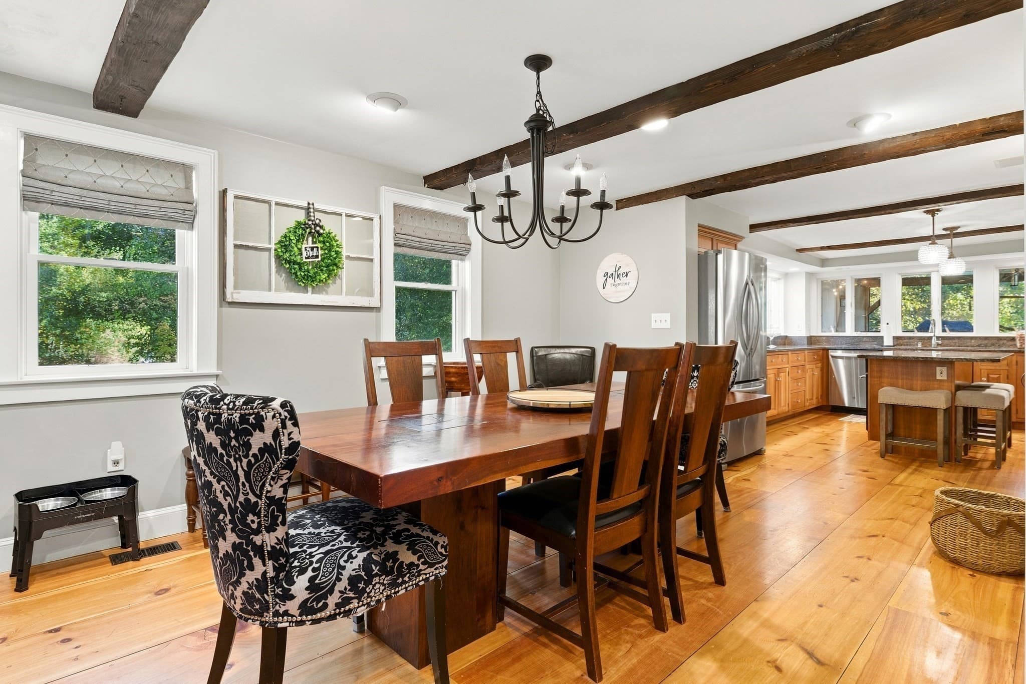 Single Family Residence at 405 Andover St, Wilmington MA 01887, photo 9 of 34