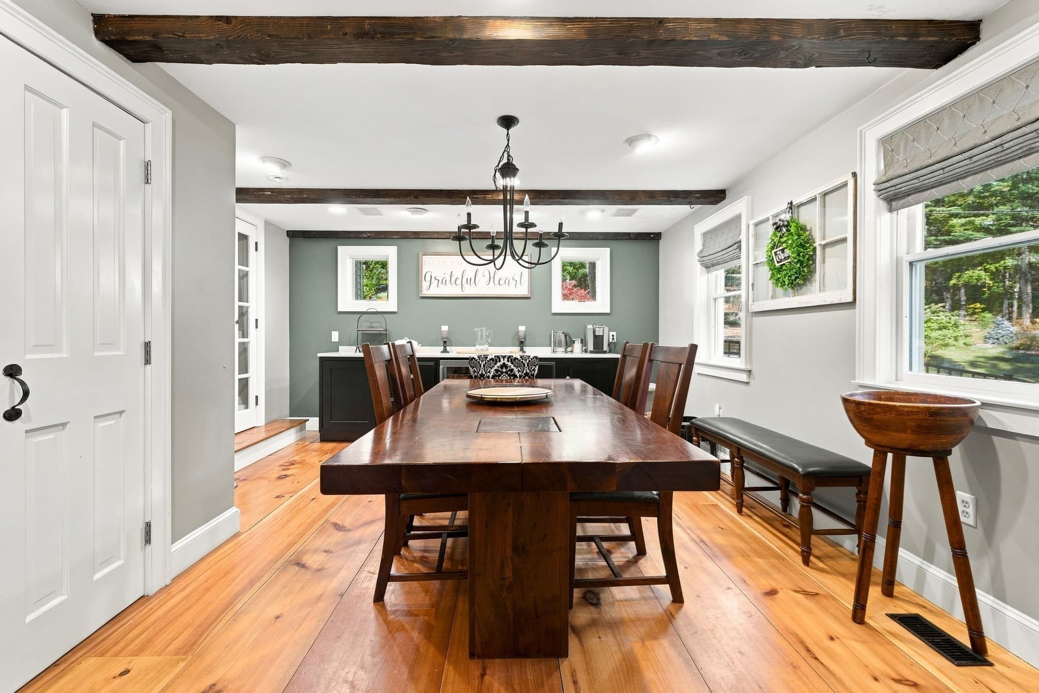Single Family Residence at 405 Andover St, Wilmington MA 01887, photo 8 of 34