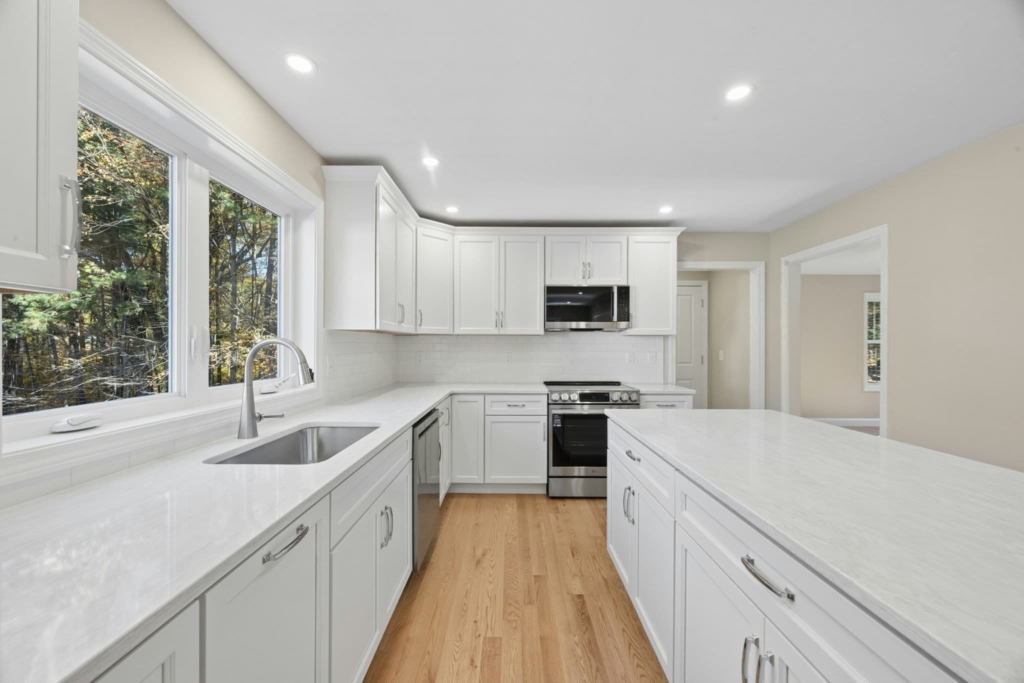 Single Family Residence at 35 Martin, Douglas MA 01516, photo 5 of 38