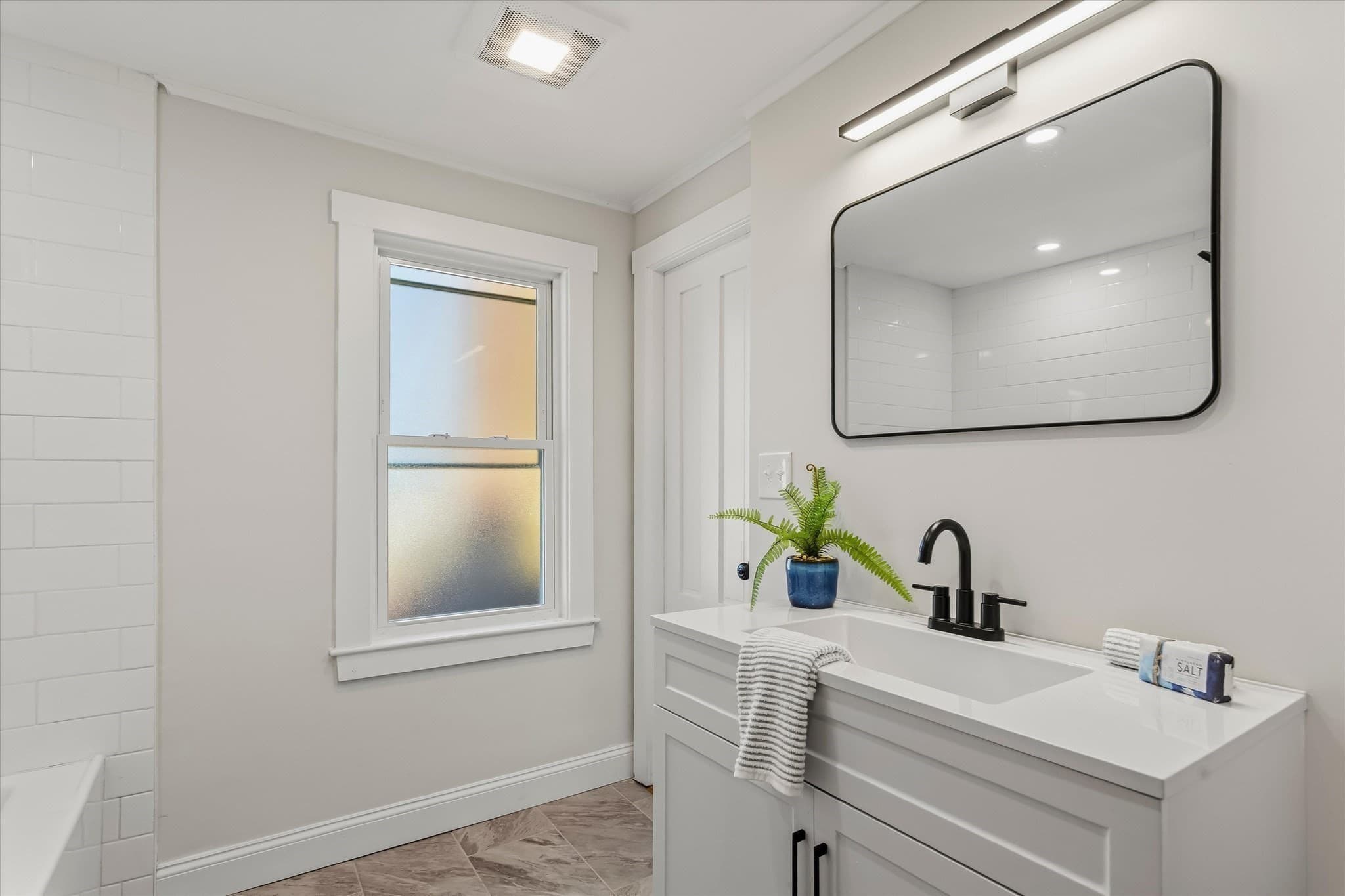 Single Family Residence at 33 Congress St, Weymouth MA 02188, photo 21 of 25