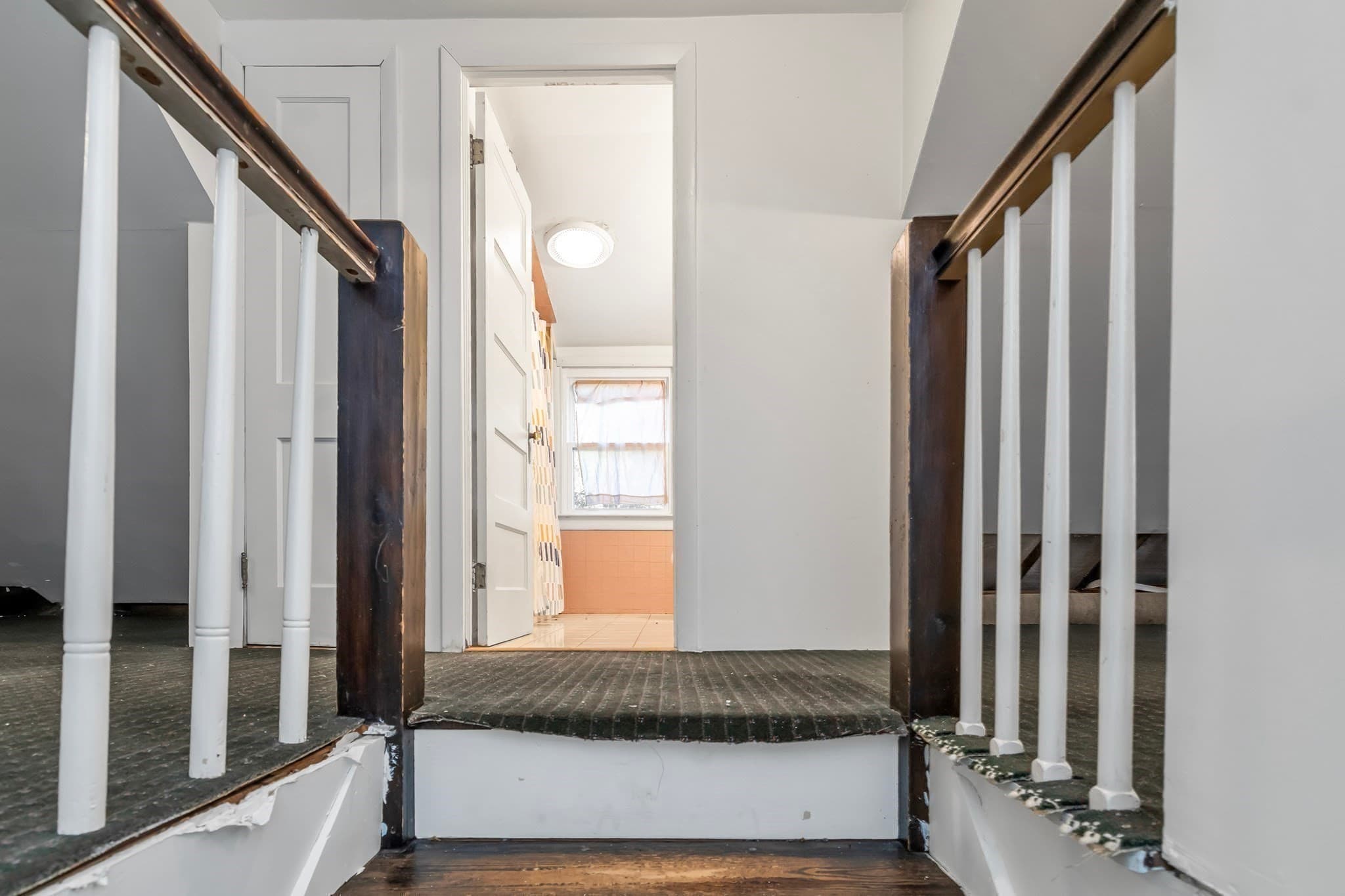 Single Family Residence at 560 Salisbury, Worcester MA 01609, photo 21 of 39