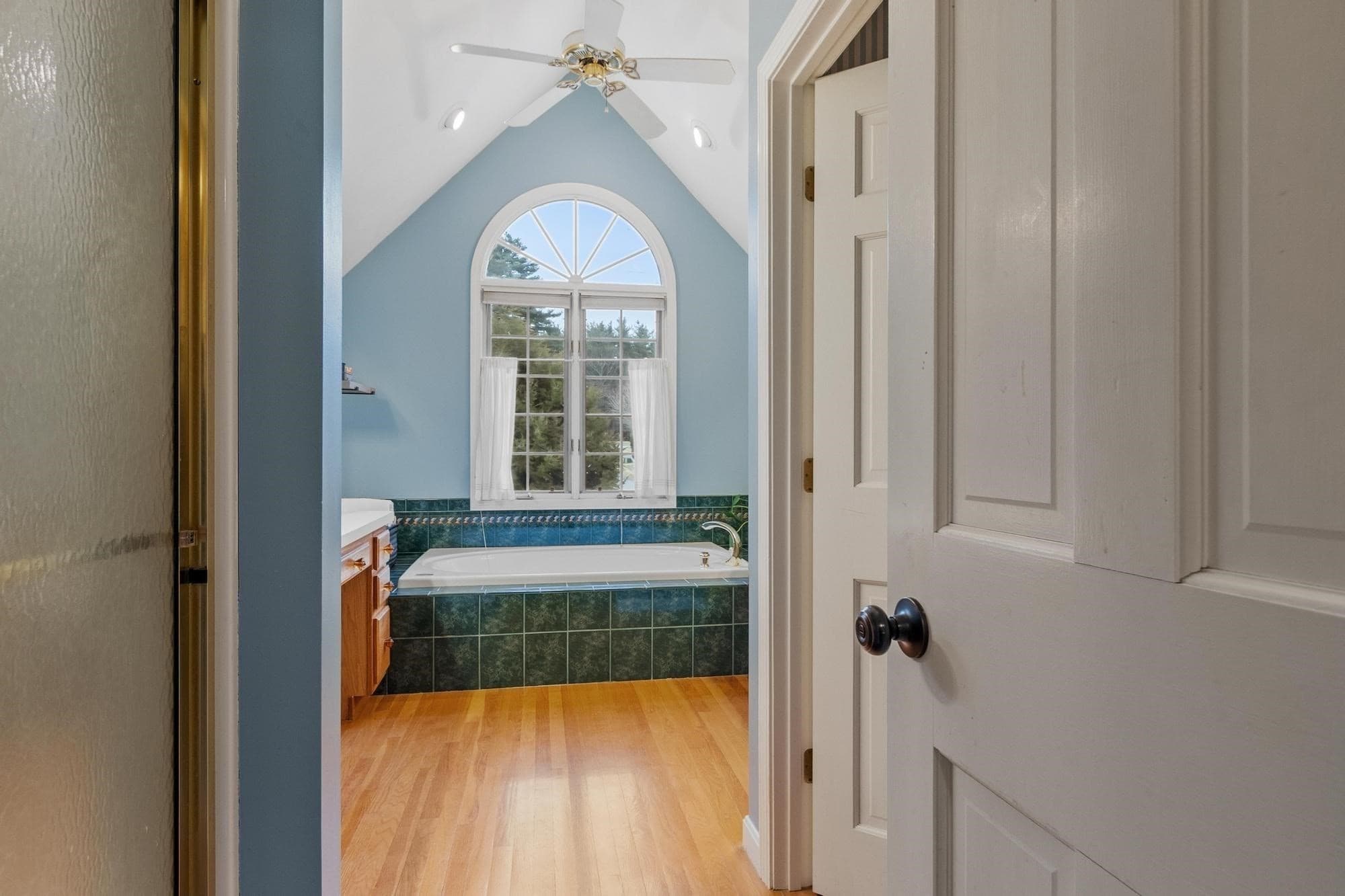 Single Family Residence at 4 Brookside Ln, Sterling MA 01564, photo 30 of 38