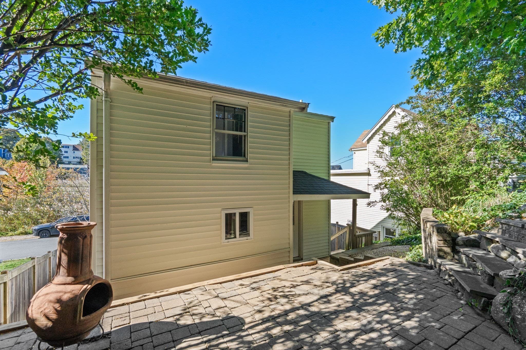 Single Family Residence at 34 Paomet Rd, Weymouth MA 02191, photo 5 of 21