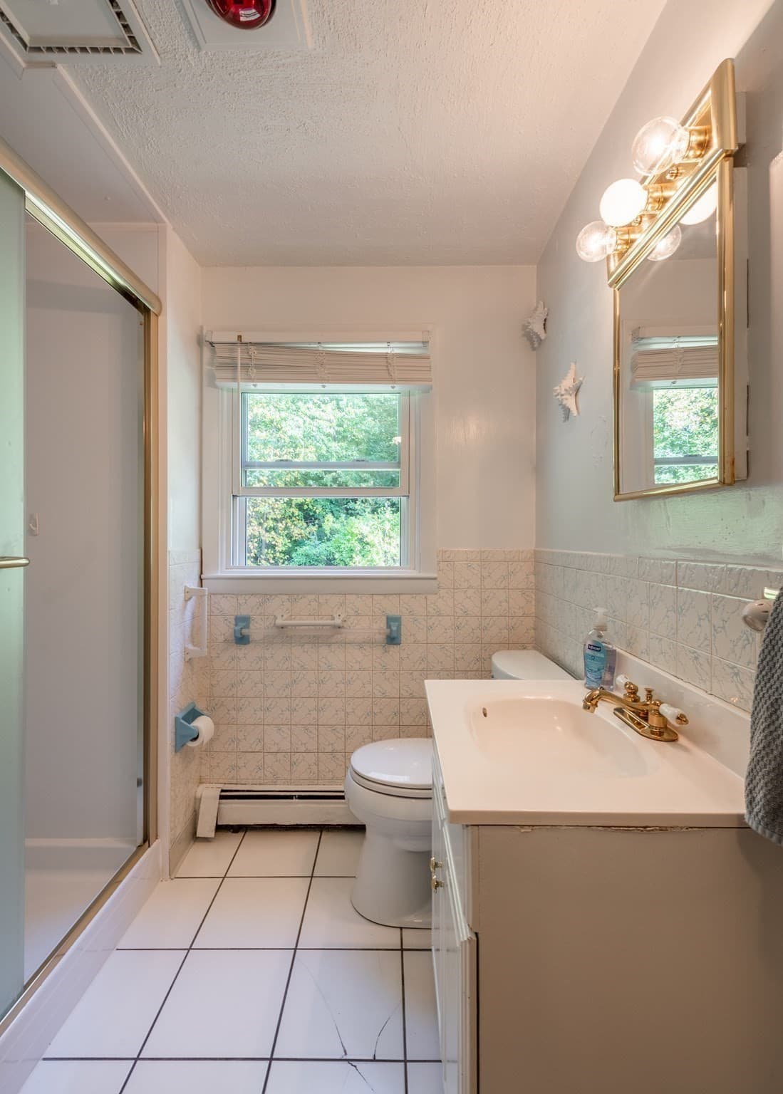 Single Family Residence at 156 Walnut Street, Reading MA 01867, photo 16 of 23