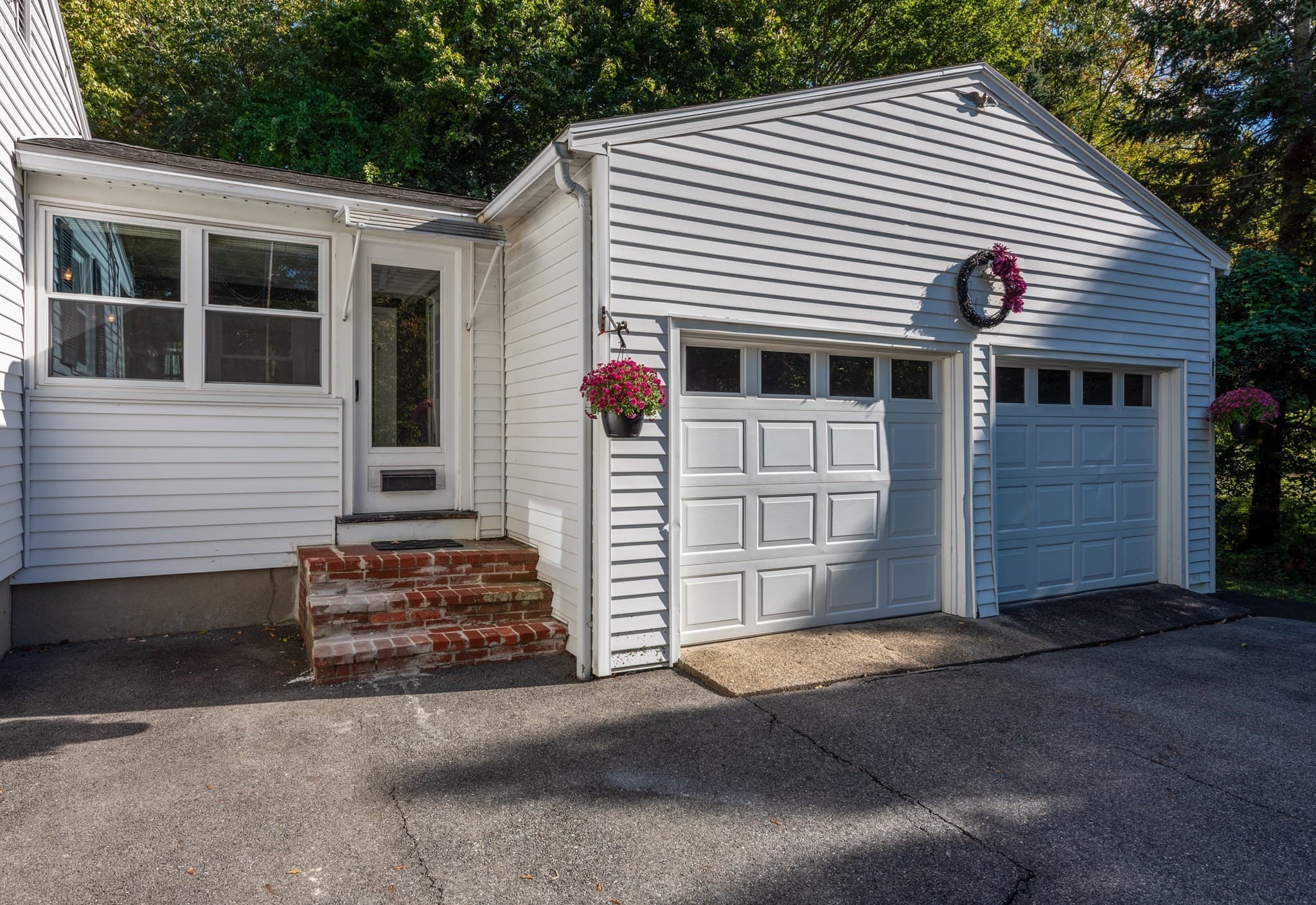 Single Family Residence at 156 Walnut Street, Reading MA 01867, photo 5 of 23