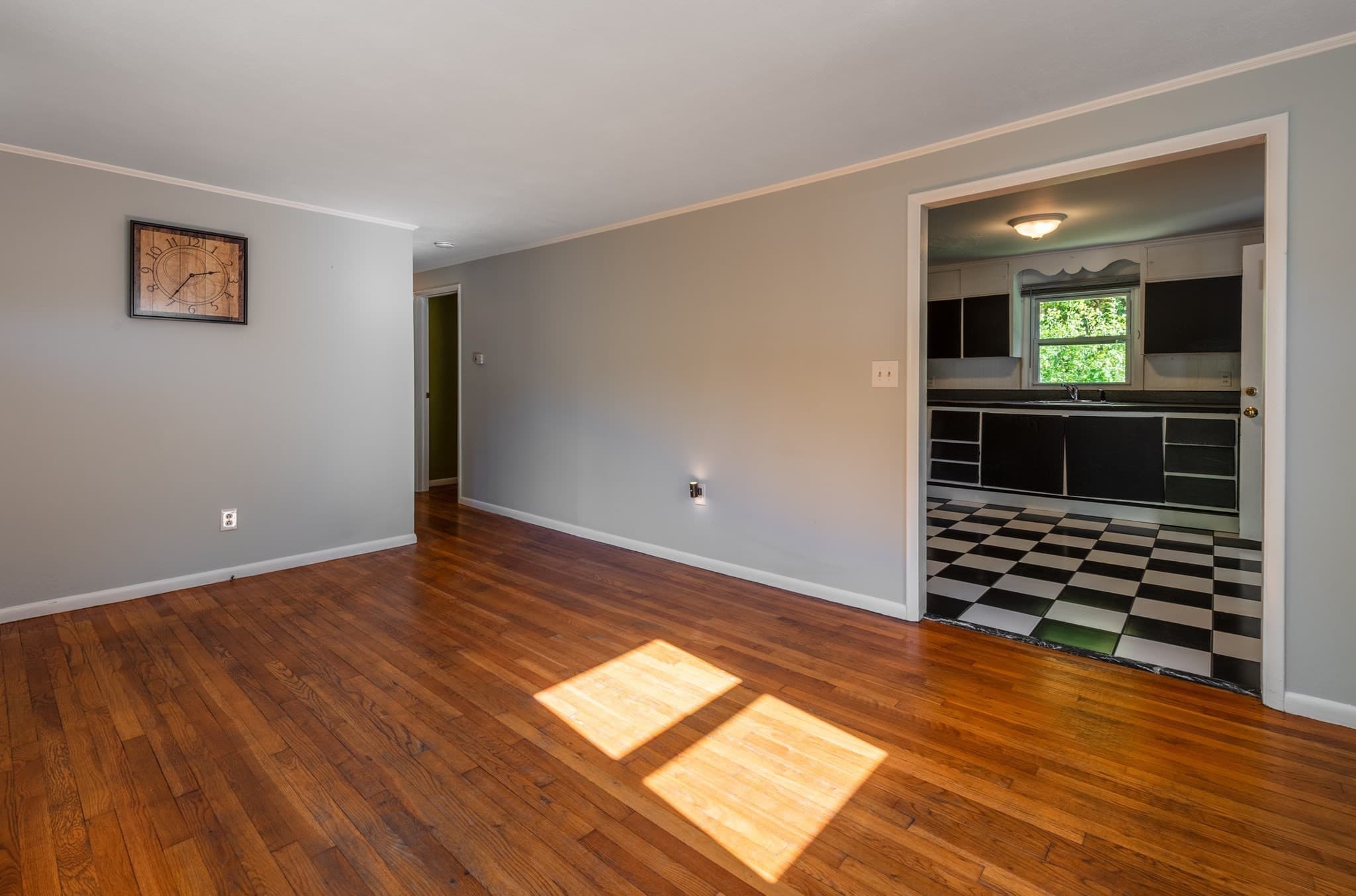 Single Family Residence at 156 Walnut Street, Reading MA 01867, photo 10 of 23