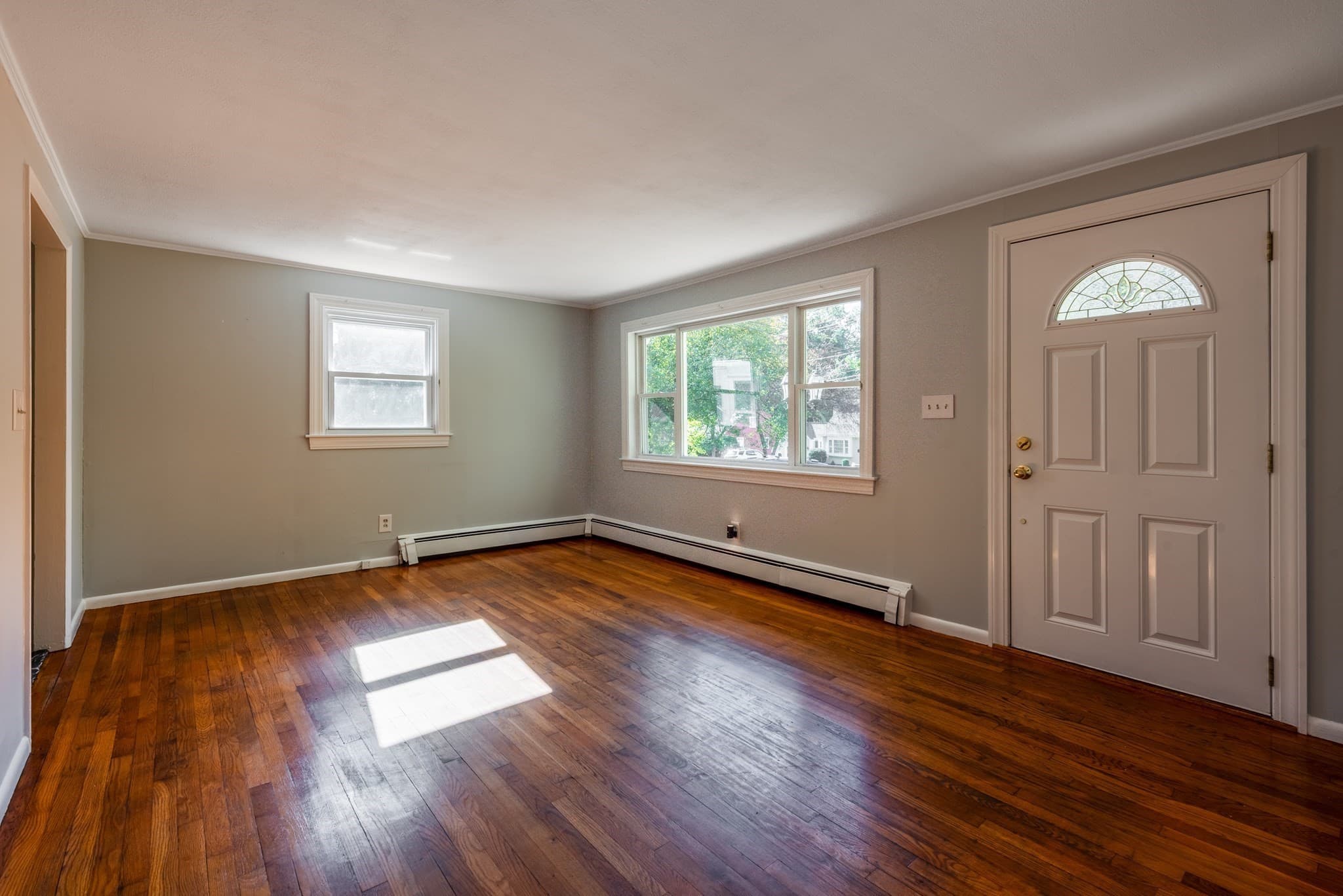 Single Family Residence at 156 Walnut Street, Reading MA 01867, photo 8 of 23
