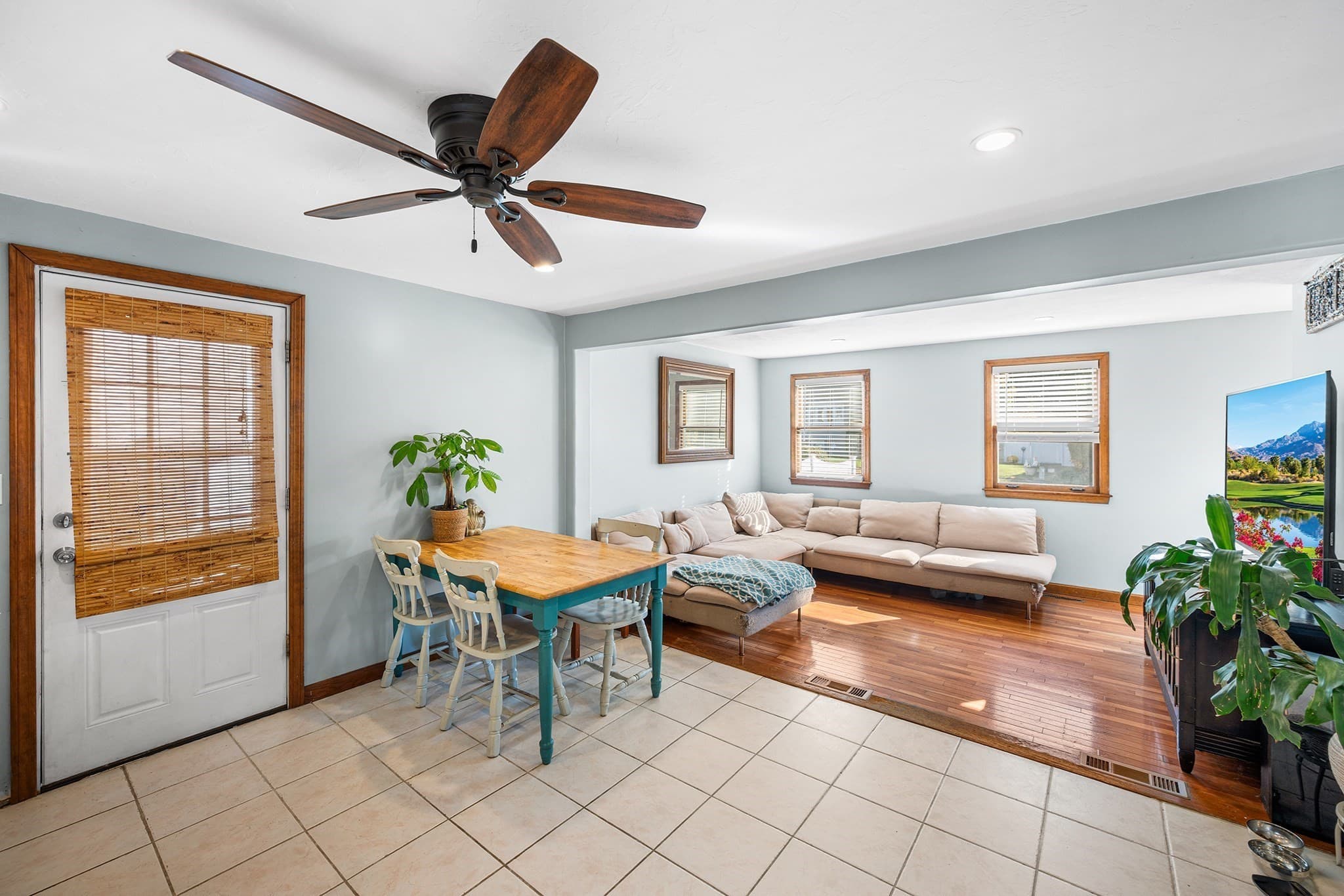 Single Family Residence at 30 Constance Dr, Lowell MA 01854, photo 7 of 42