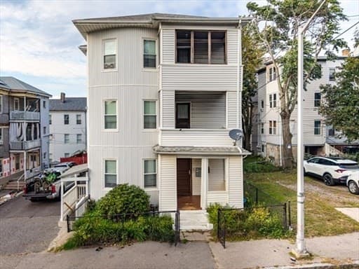 Apartment at 33 Jefferson St # 1, Worcester MA 01604, photo 9 of 9