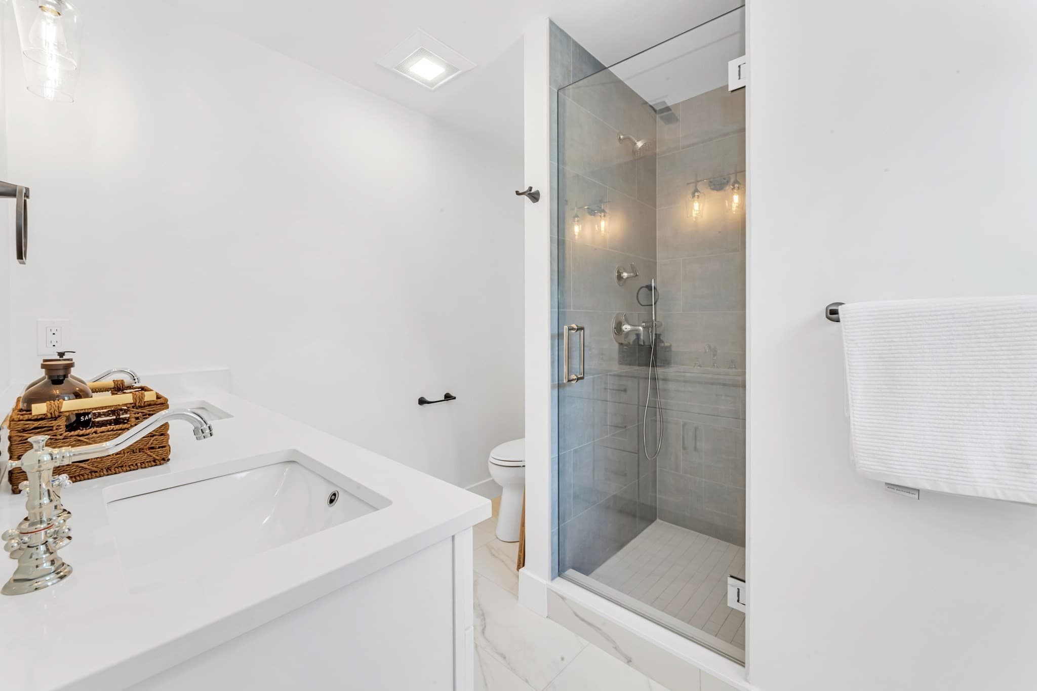 Single Family Residence at 1 Hartlawn Road, Boston MA 02132, photo 19 of 32