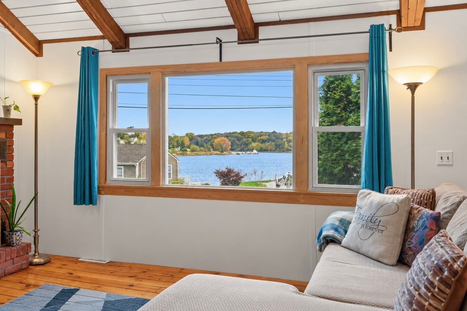 Single Family Residence at 78 Cliff Drive, Freetown MA 02702, photo 16 of 34