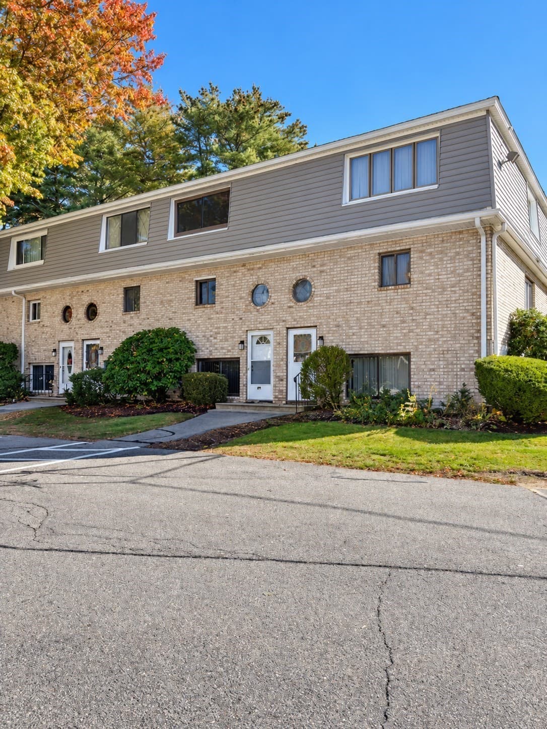 Condominium at 79 Farrwood Dr # 79, Haverhill MA 01835, photo 22 of 34