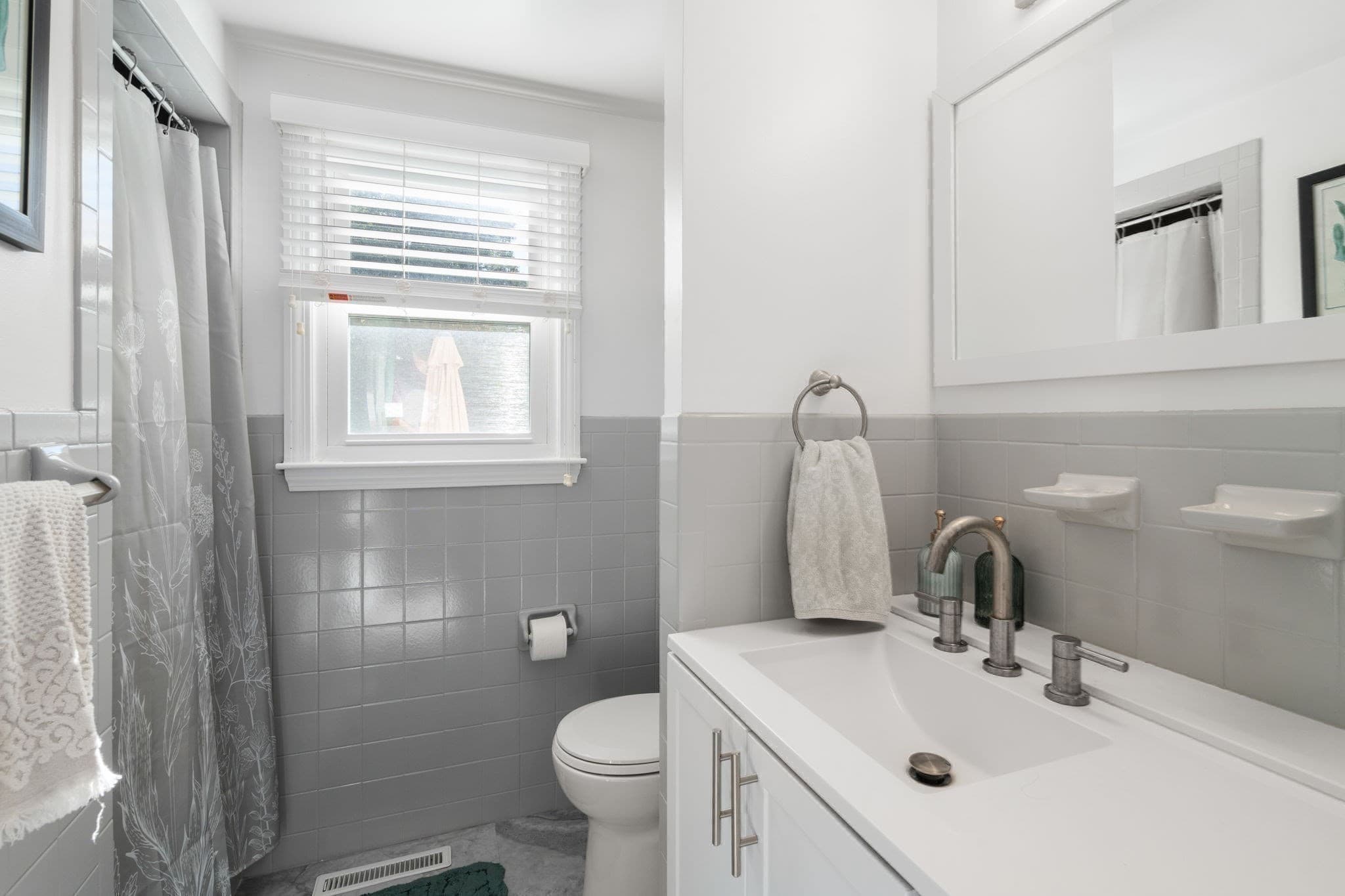 Single Family Residence at 50 Friend Street, Weymouth MA 02189, photo 16 of 42
